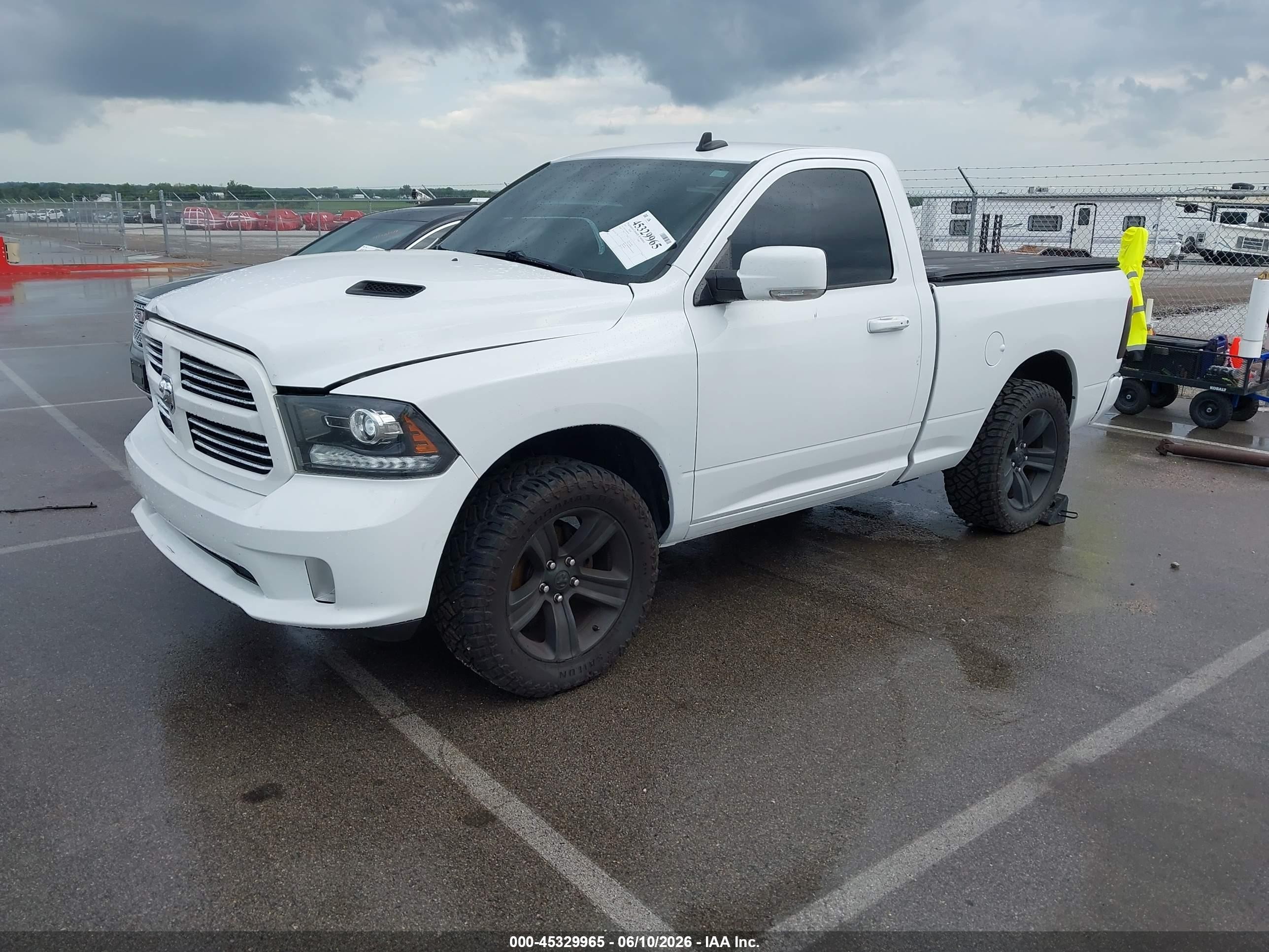 2013 Ram 1500 Sport White vin: 3C6JR7CT4DG591547