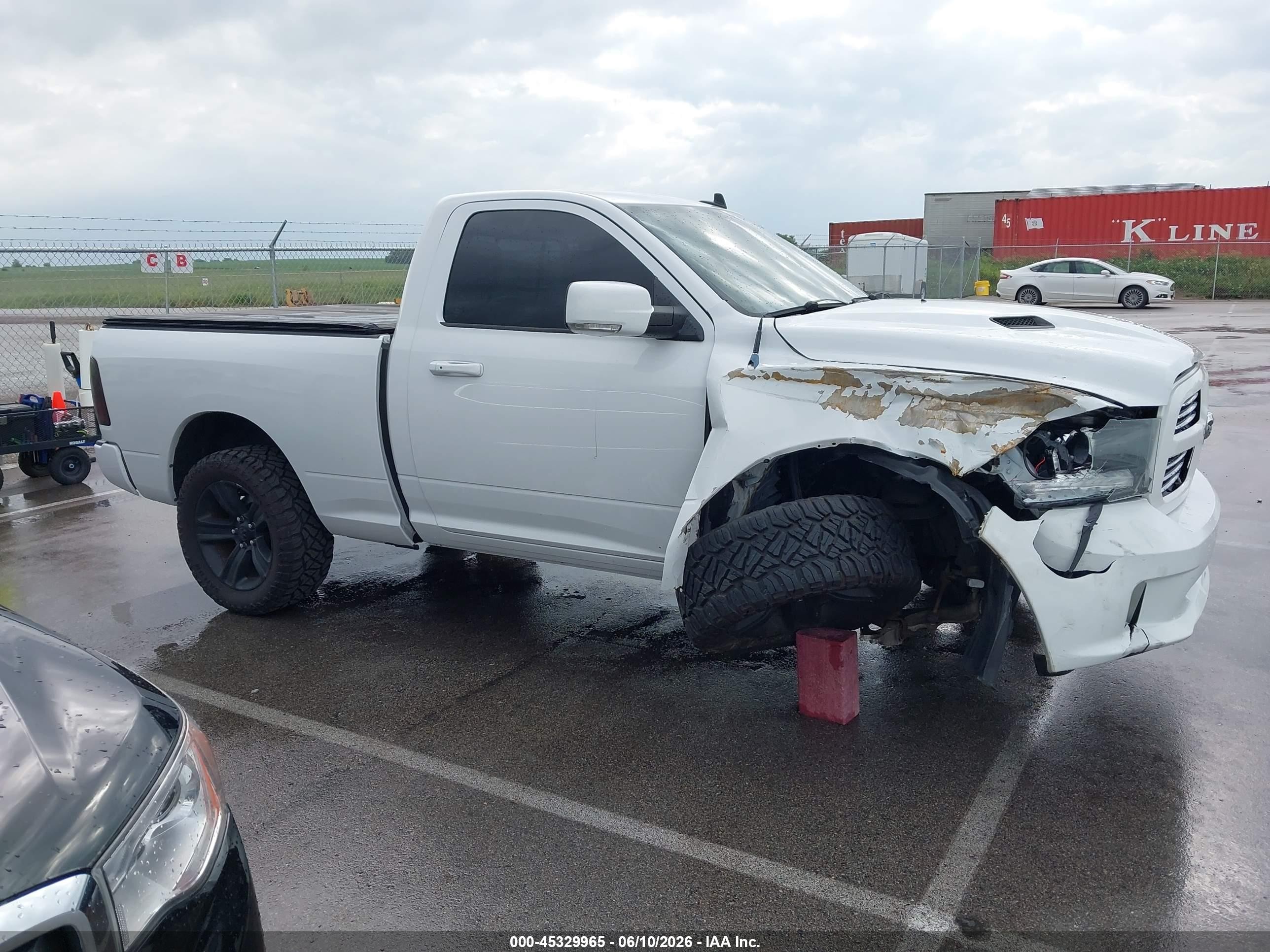 2013 Ram 1500 Sport White vin: 3C6JR7CT4DG591547