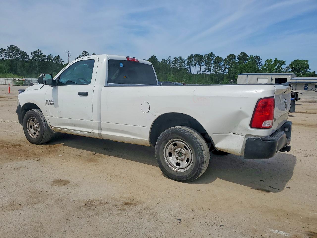2015 Ram 1500 St Белый vin: 3C6JR7DGXFG604581