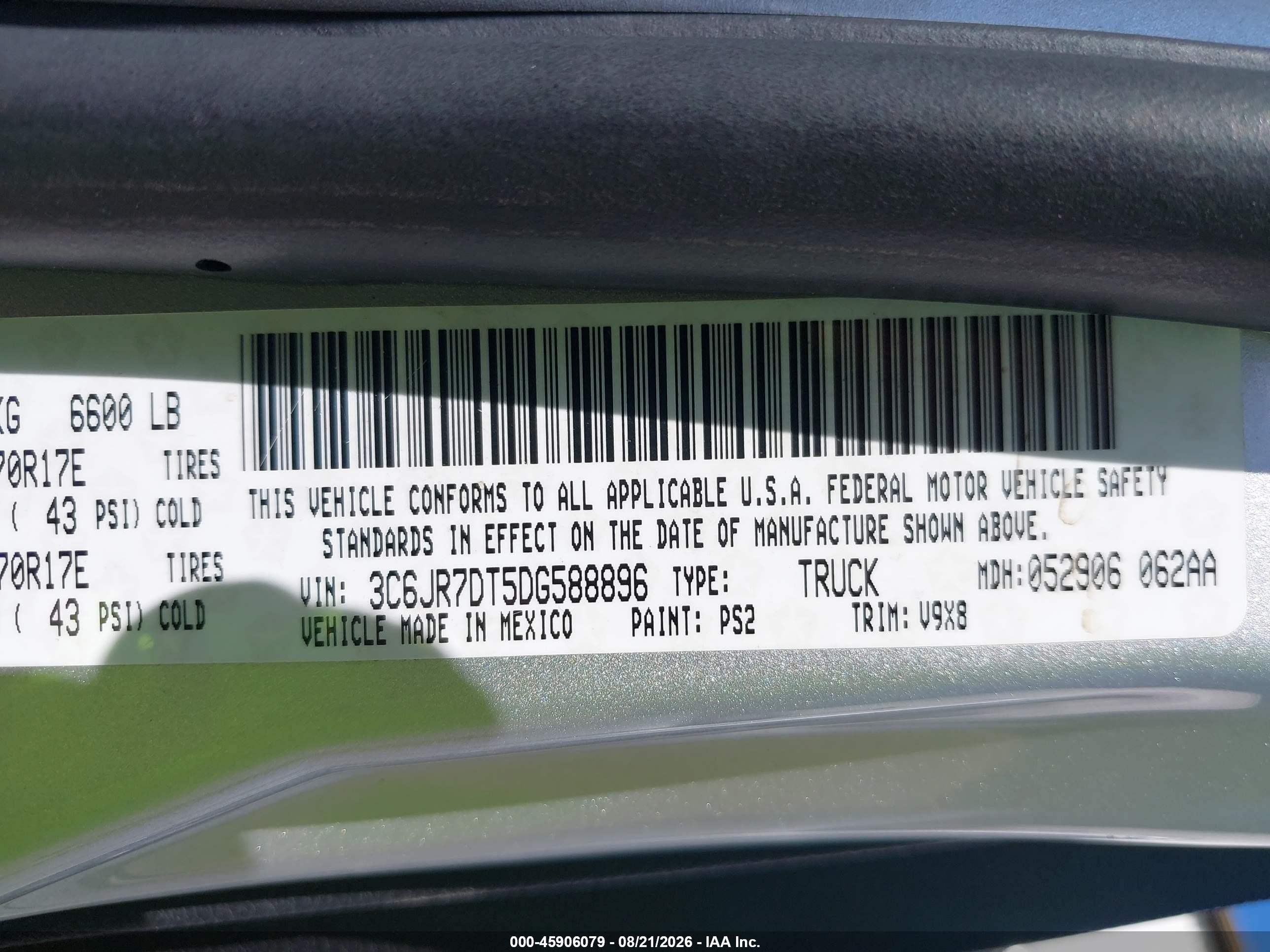 2013 Ram 1500 Tradesman Silver vin: 3C6JR7DT5DG588896