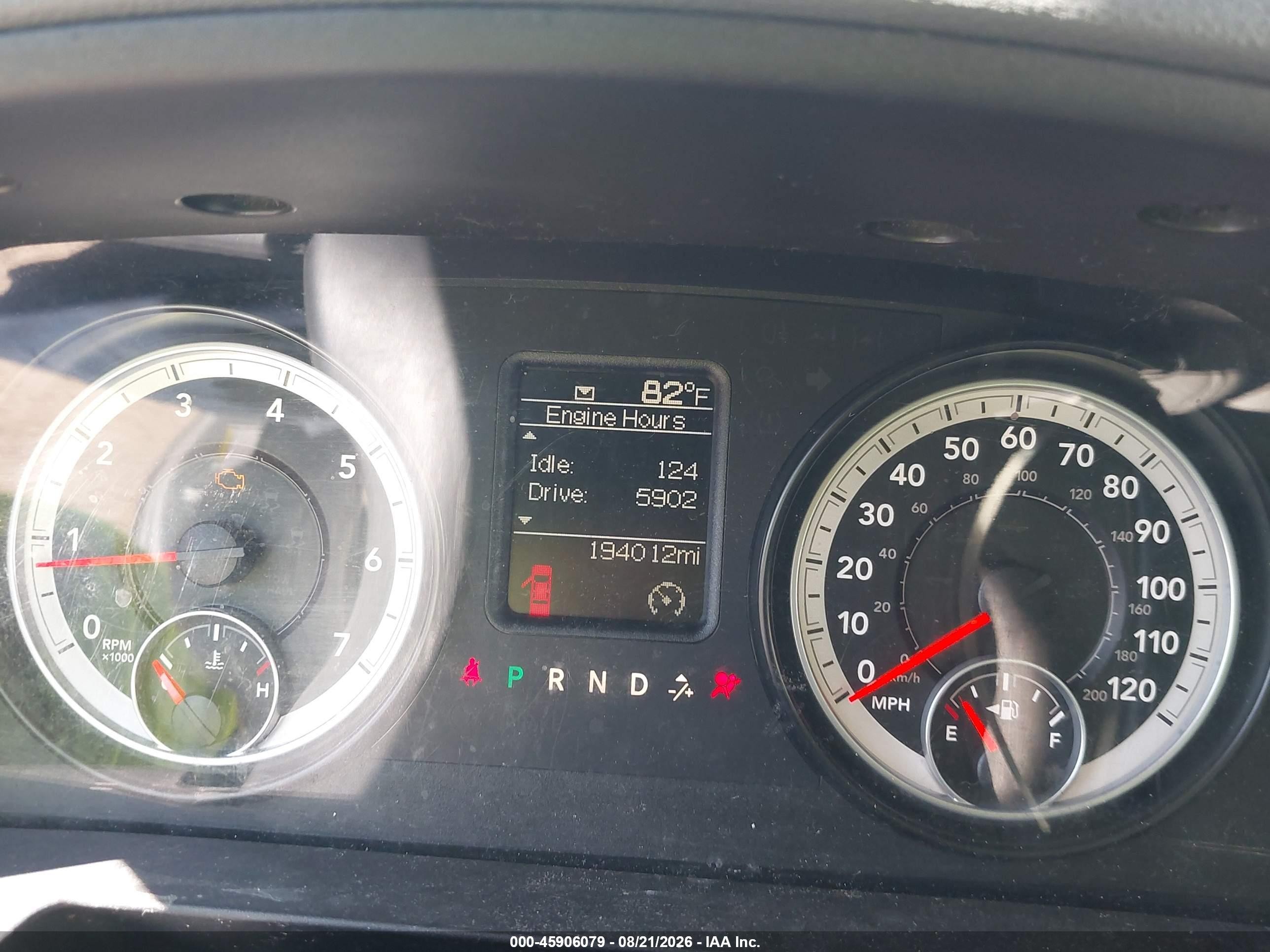 2013 Ram 1500 Tradesman Silver vin: 3C6JR7DT5DG588896