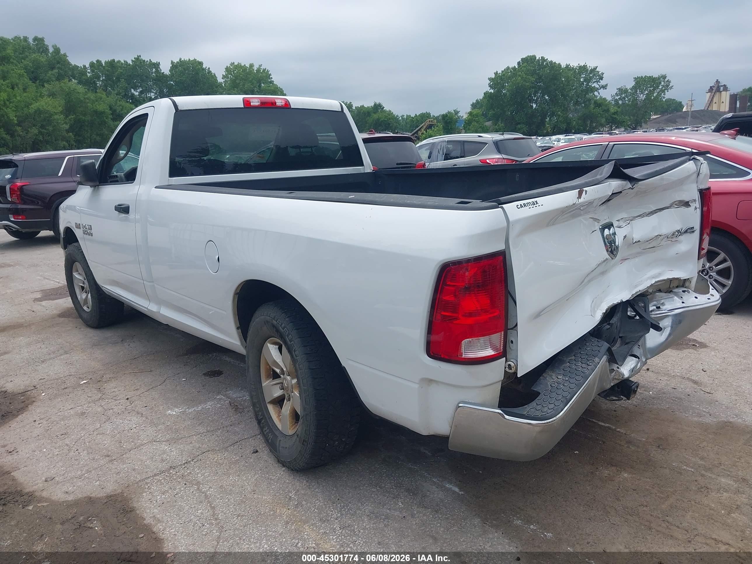 2015 Ram 1500 Tradesman White vin: 3C6JR7DT6FG572323
