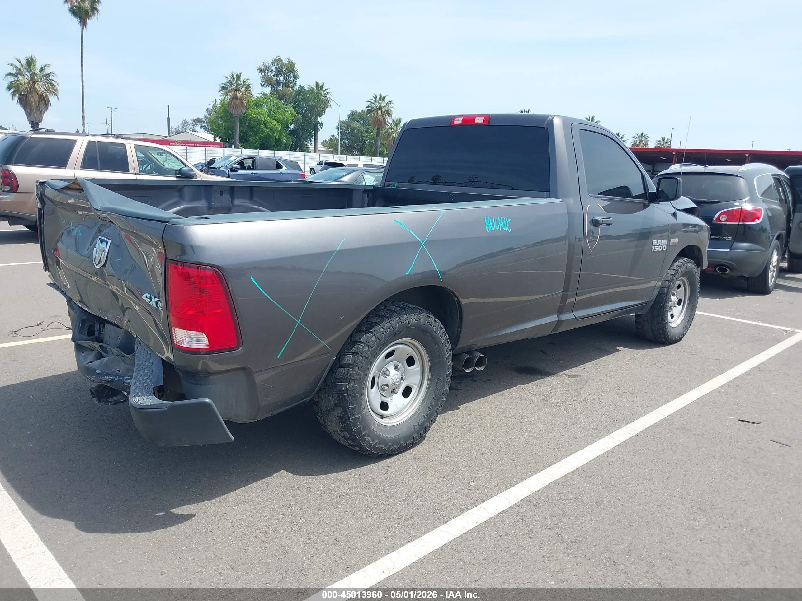 2017 Ram 1500 Tradesman  4x4 8' Box Серый vin: 3C6JR7DT8HG531081