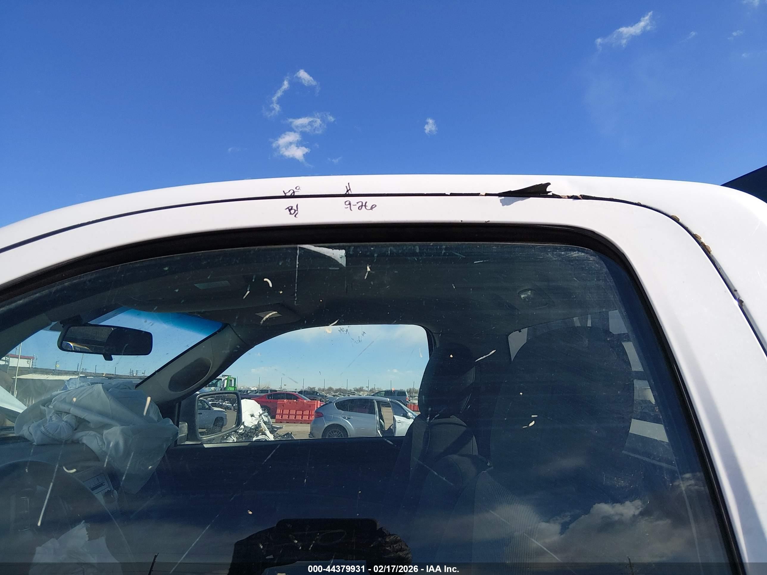 2012 Ram 2500 St White vin: 3C6LD5AT1CG192043