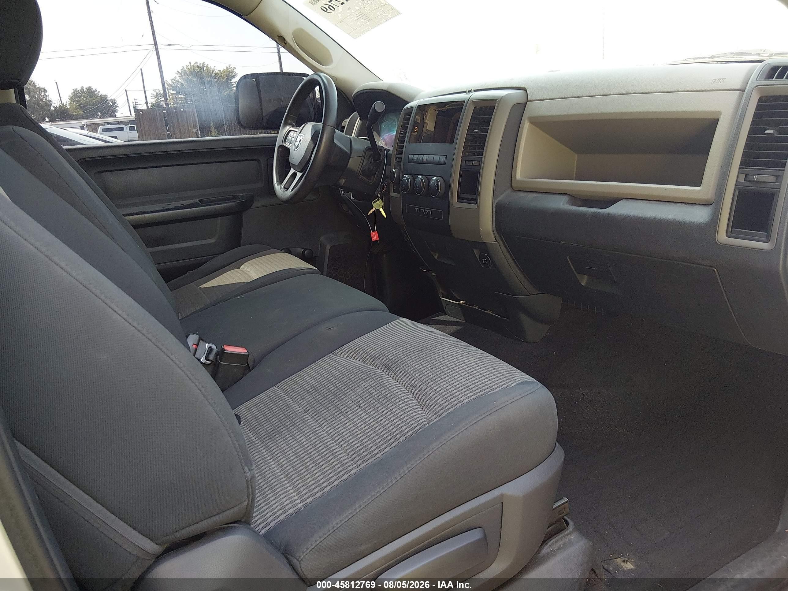 2012 Ram 2500 St Silver vin: 3C6LD5AT8CG324568