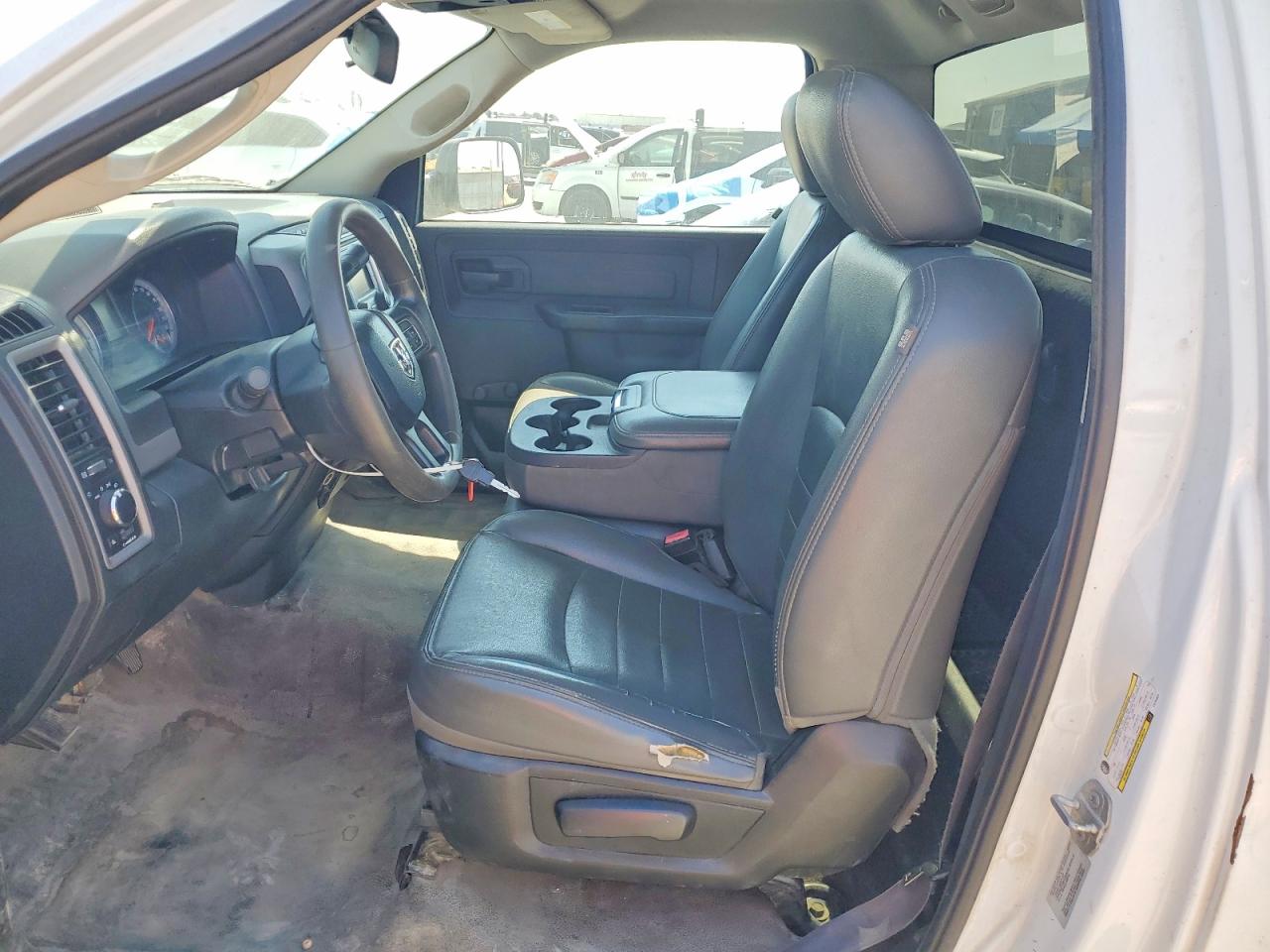 2015 Ram 2500 St White vin: 3C6LR4AT1FG704934
