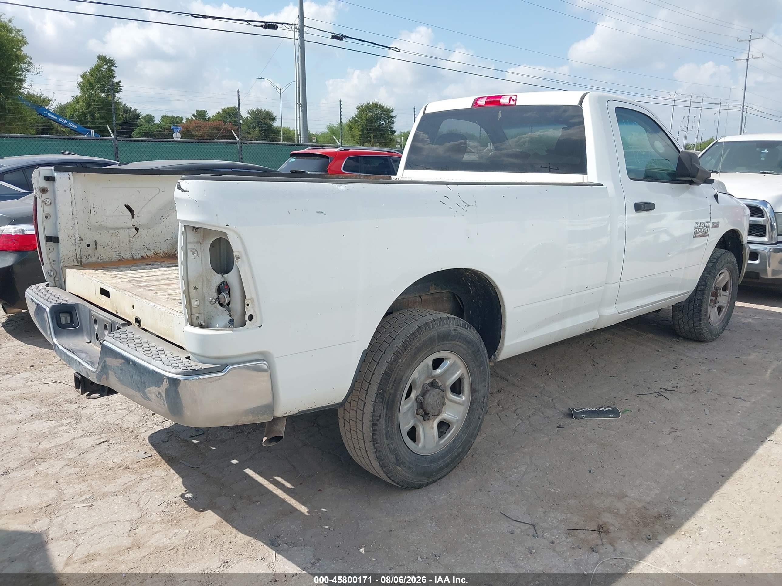 2014 Ram 2500 Tradesman White vin: 3C6LR4AT8EG130525