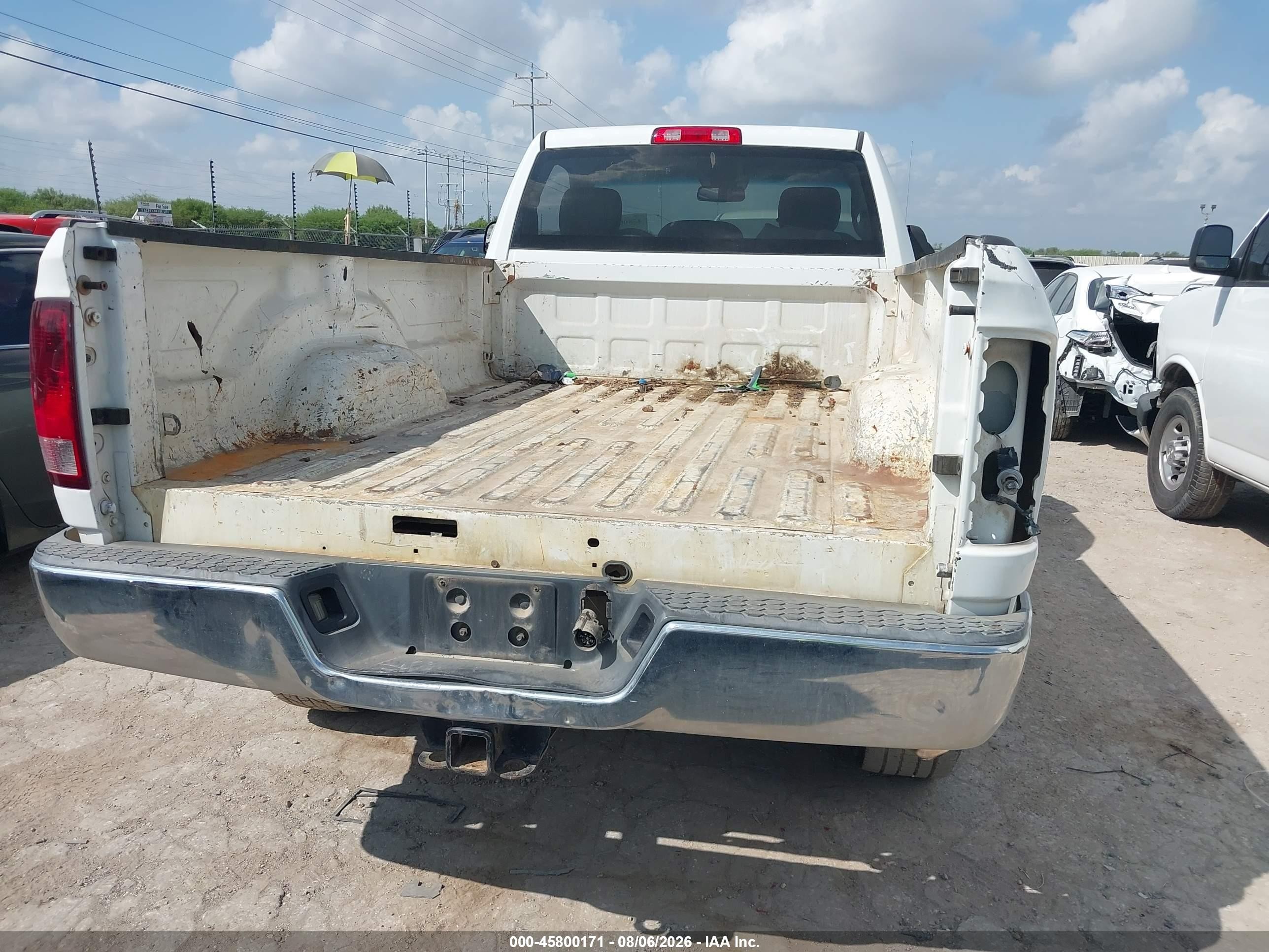 2014 Ram 2500 Tradesman White vin: 3C6LR4AT8EG130525