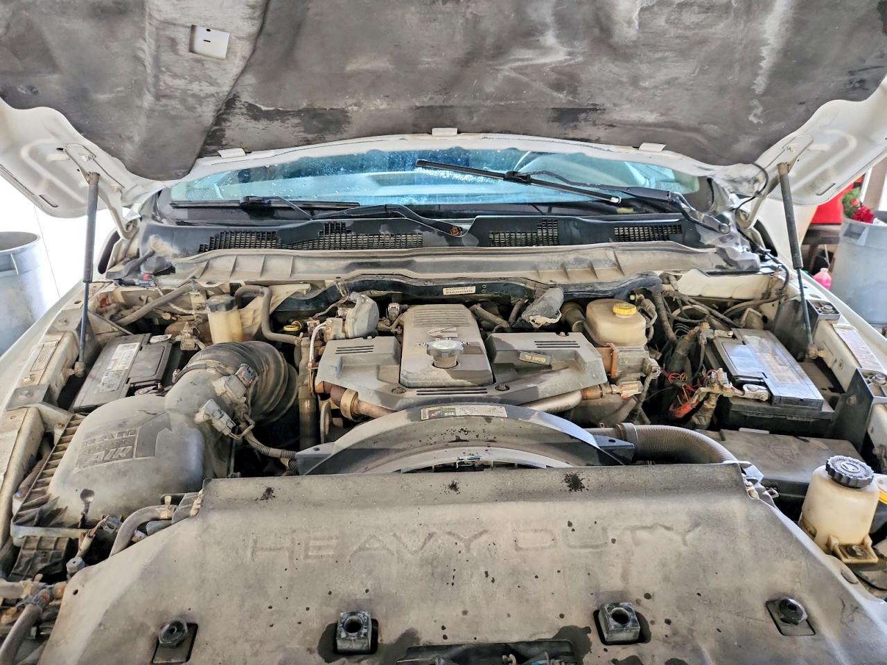 2013 Ram 2500 St Белый vin: 3C6LR5AL7DG532329