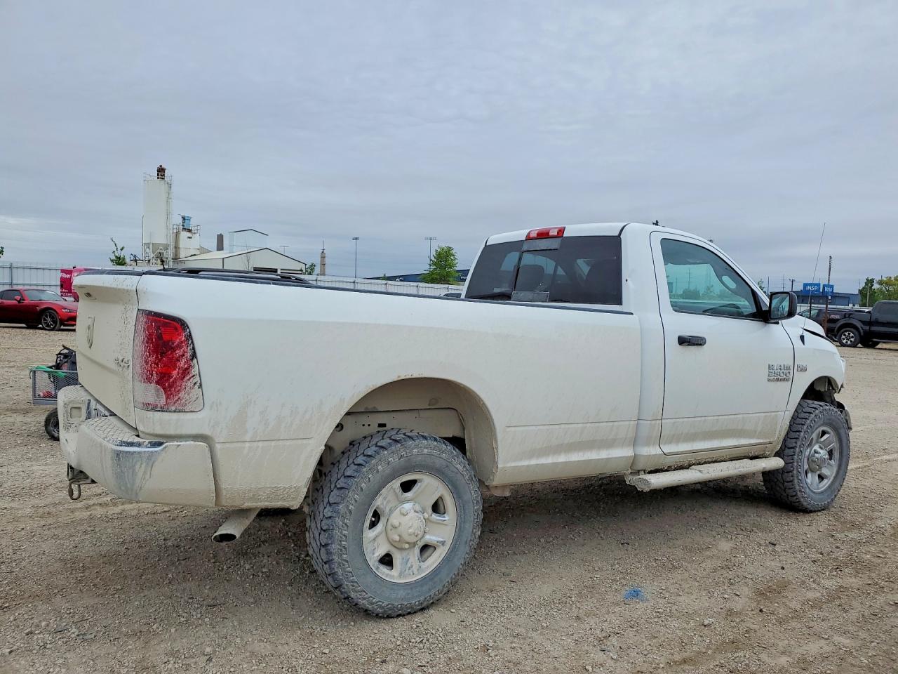 2014 Ram 2500 St White vin: 3C6LR5AT0EG304979