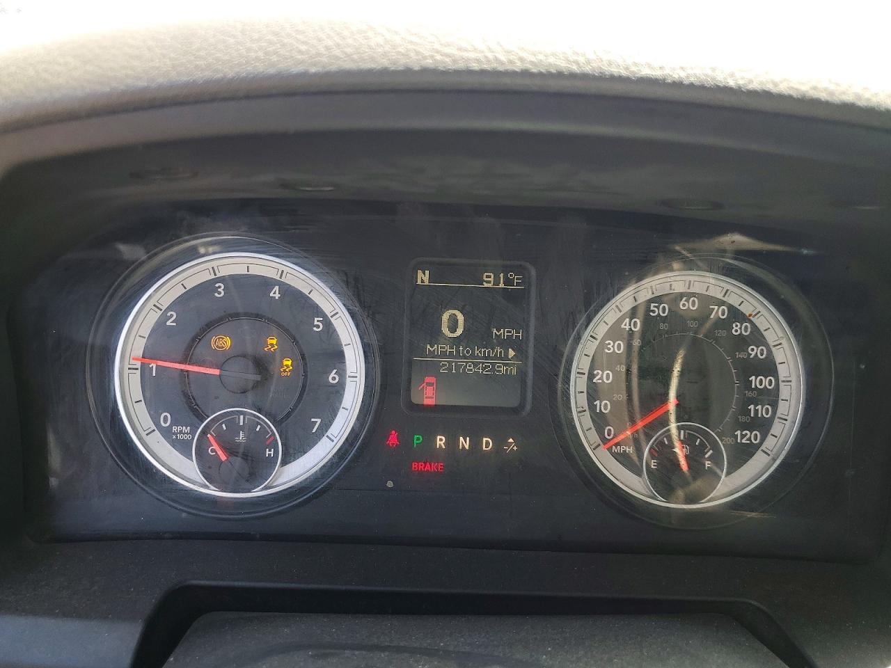2015 Ram 2500 St White vin: 3C6LR5AT6FG656515
