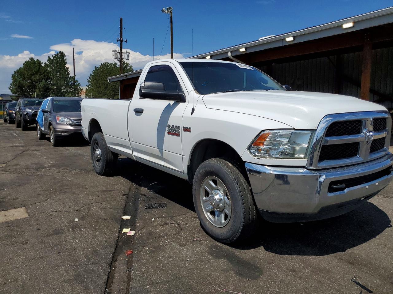 2015 Ram 2500 St White vin: 3C6LR5AT6FG656515