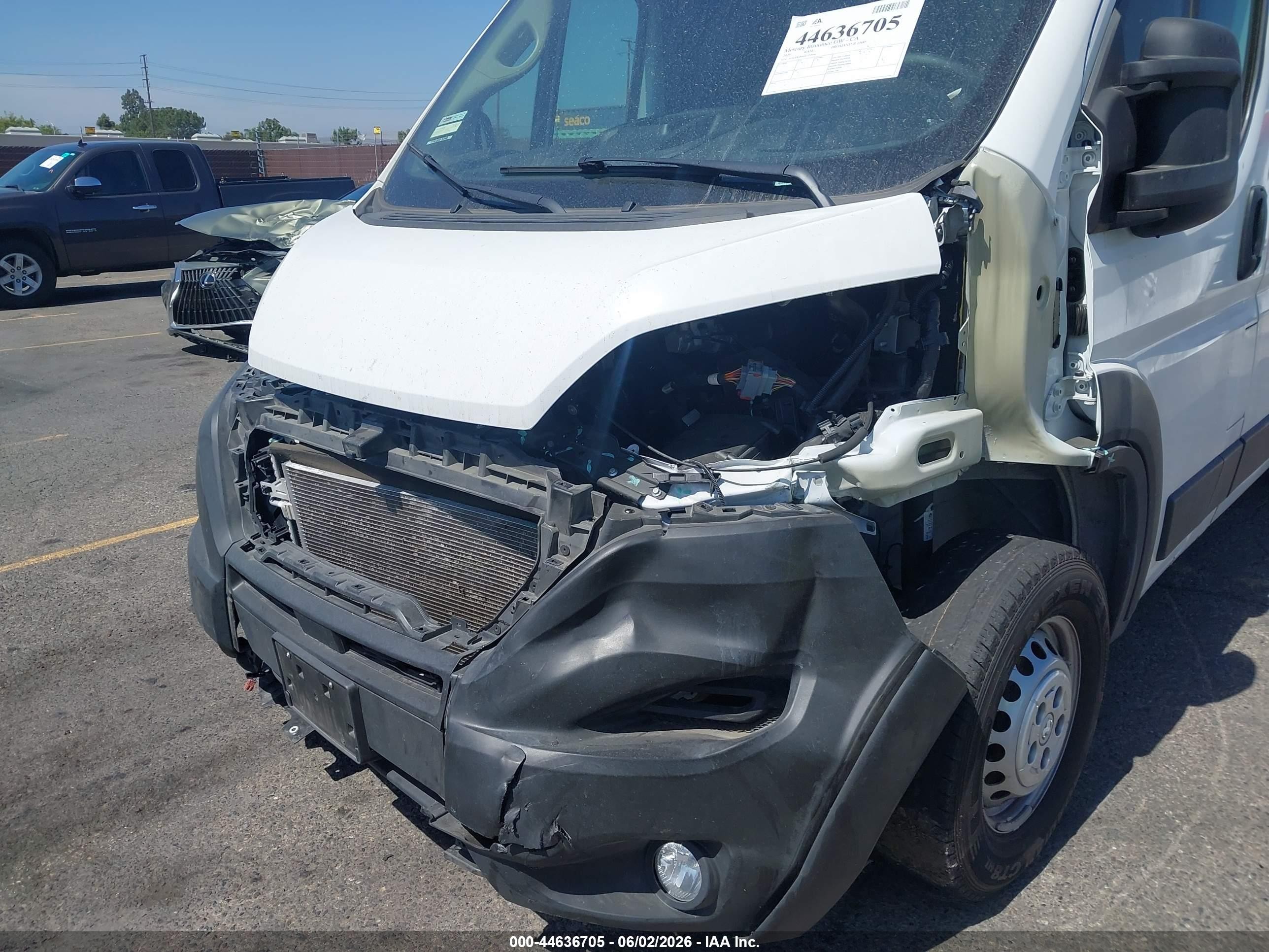 2025 Ram Promaster 1500 Tradesman High Roof 136 Wb W/pass Seat White vin: 3C6LRVBG6SE532056
