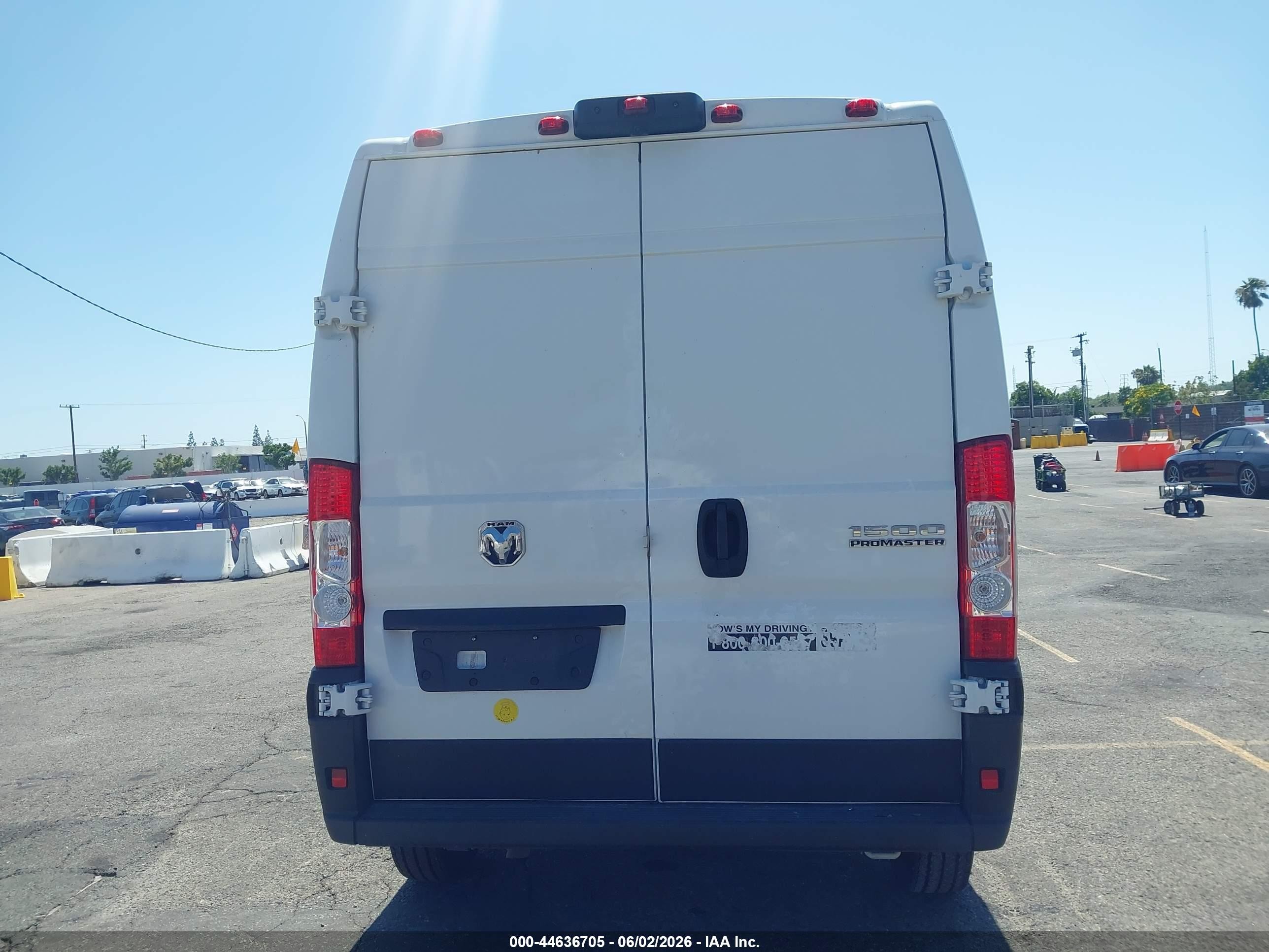 2025 Ram Promaster 1500 Tradesman High Roof 136 Wb W/pass Seat White vin: 3C6LRVBG6SE532056