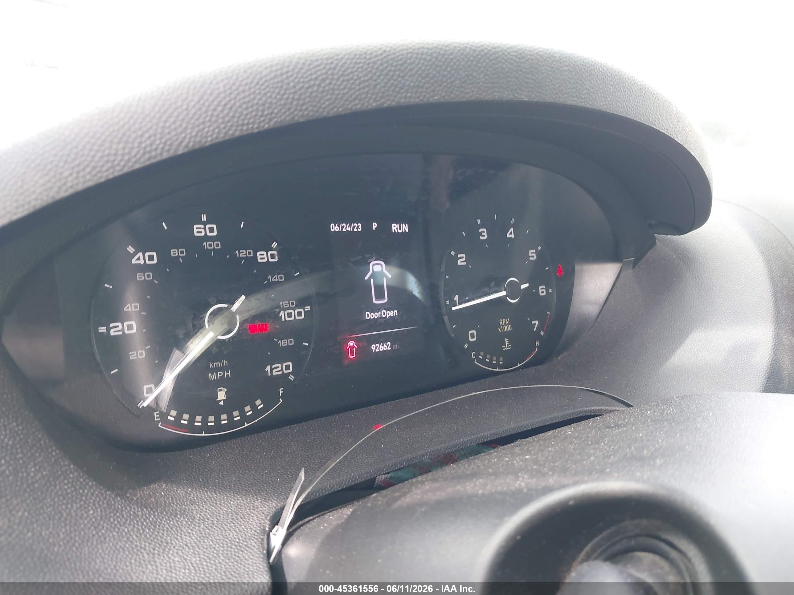 2023 Ram Promaster 2500   Белый vin: 3C6LRVDG1PE560688