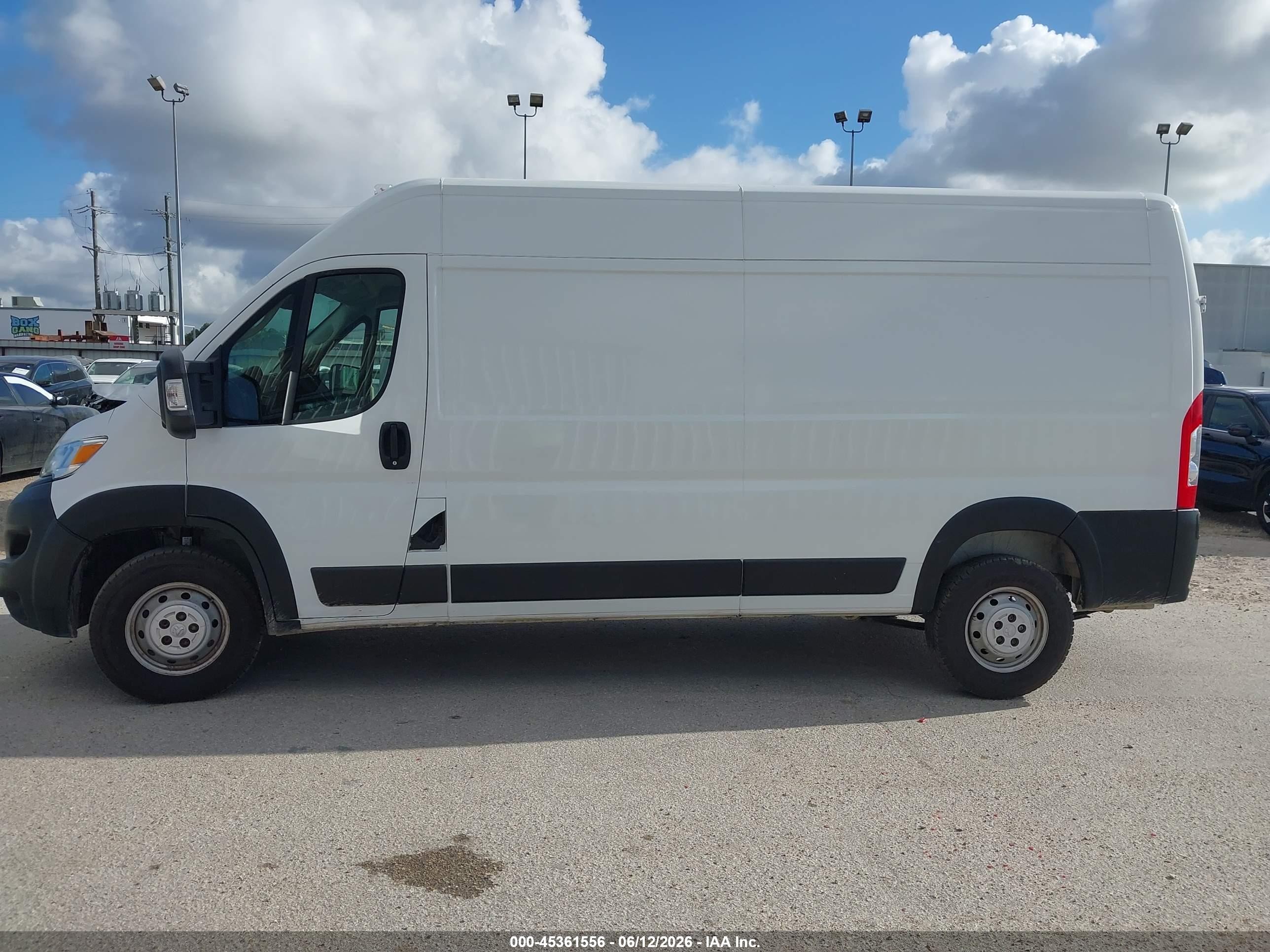 2023 Ram Promaster 2500   Белый vin: 3C6LRVDG1PE560688