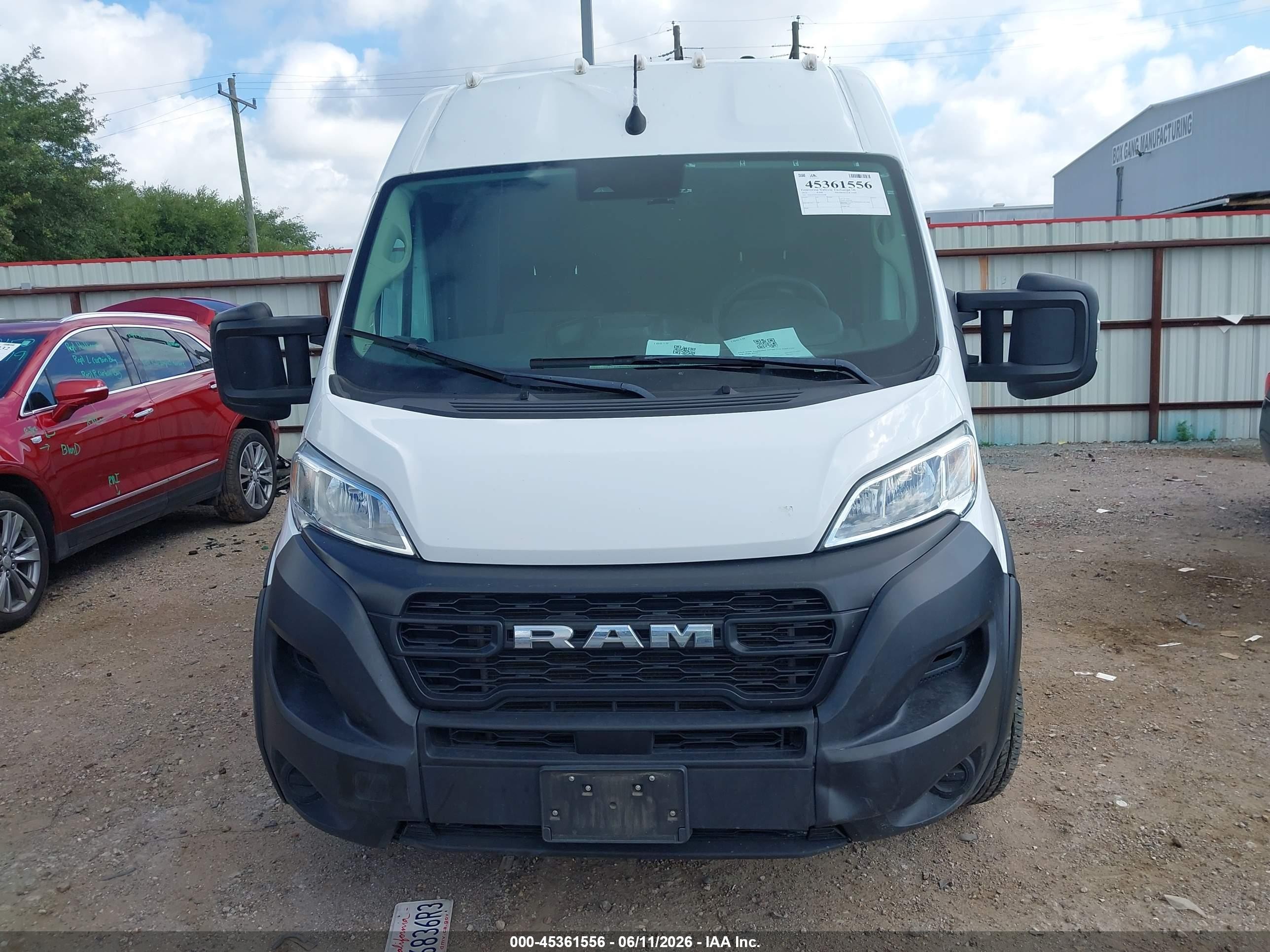 2023 Ram Promaster 2500   Белый vin: 3C6LRVDG1PE560688