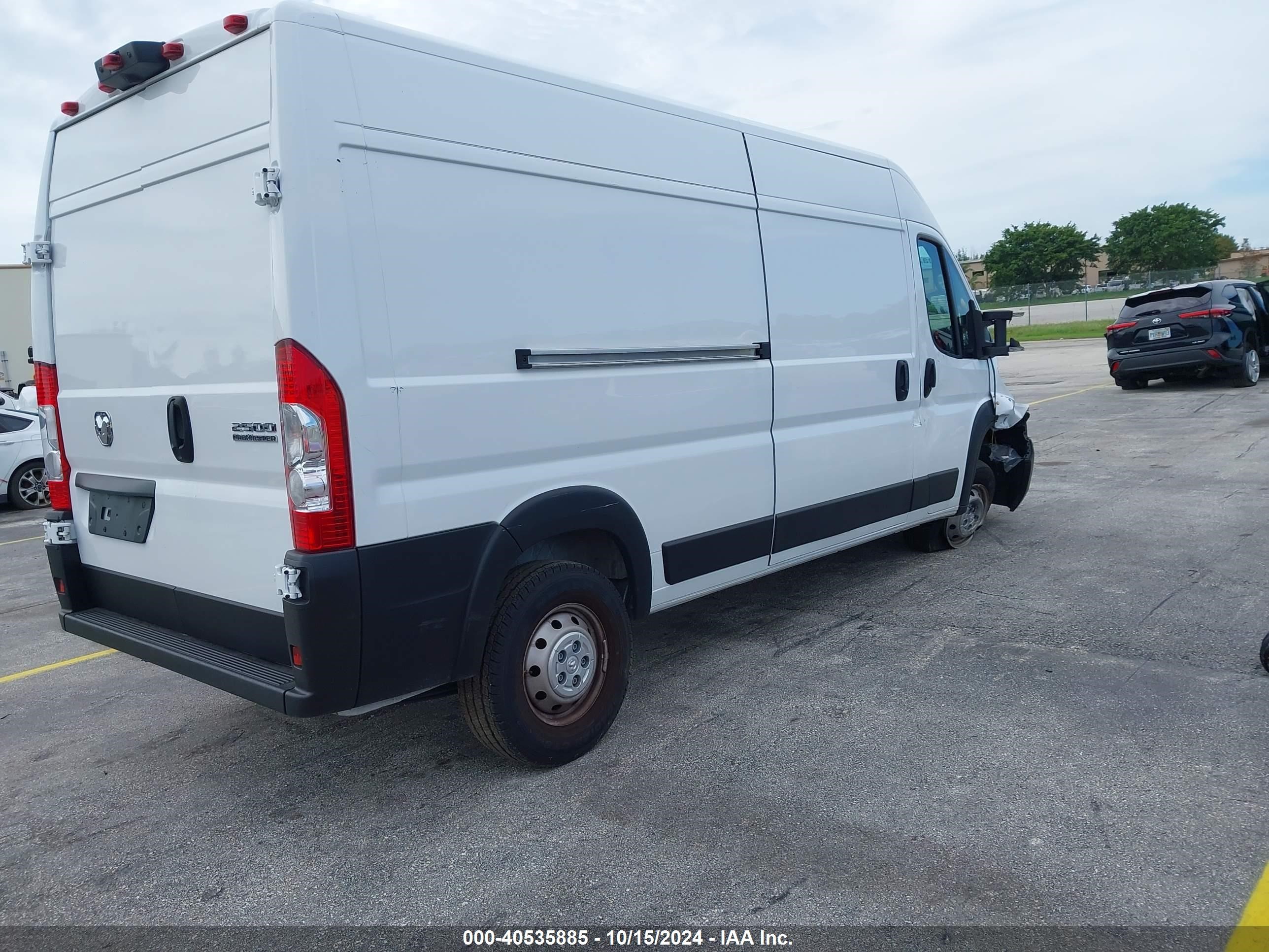 2023 Ram Promaster 2500 High Roof 159 Wb Белый vin: 3C6LRVDG1PE594145