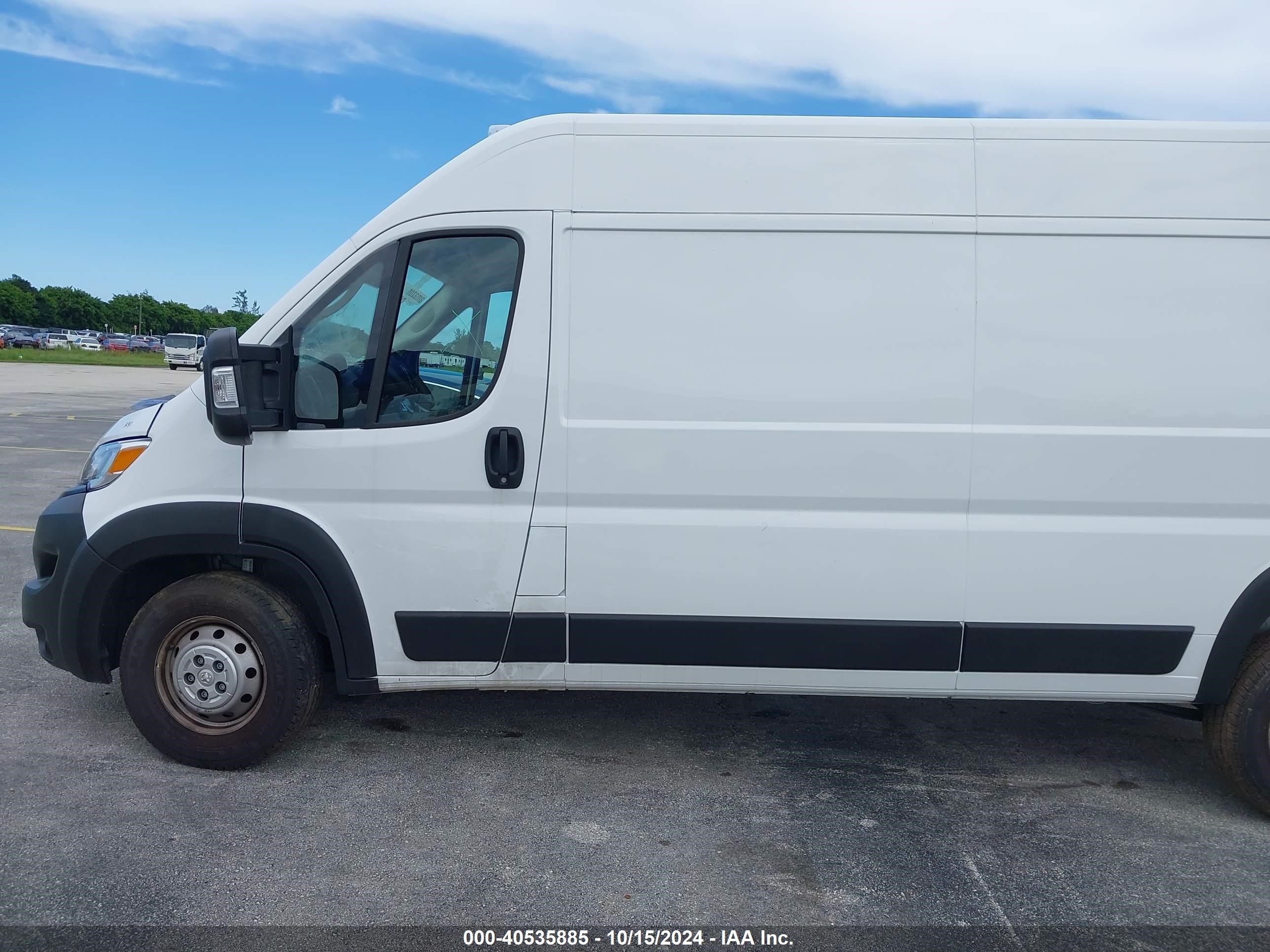 2023 Ram Promaster 2500 High Roof 159 Wb Белый vin: 3C6LRVDG1PE594145