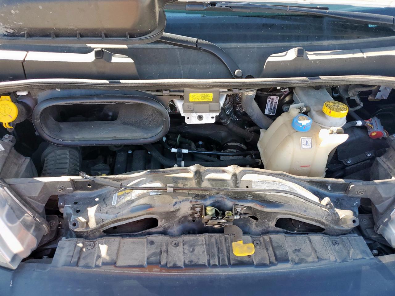 2025 Ram Promaster 2500 2500 High White vin: 3C6LRVDG4SE522901
