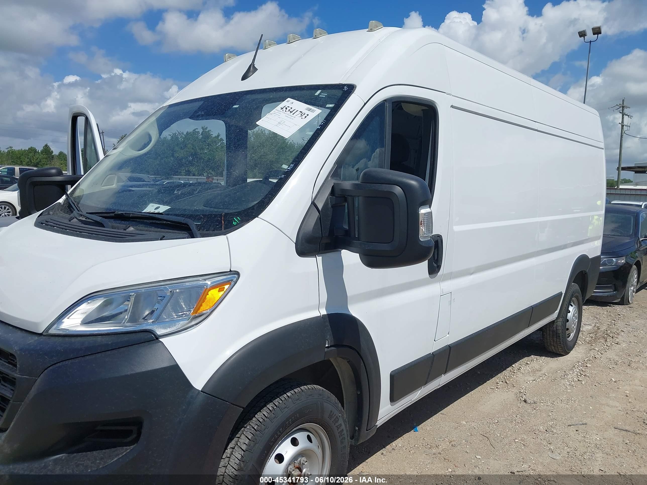 2023 Ram Promaster 2500   White vin: 3C6LRVDG5PE588204