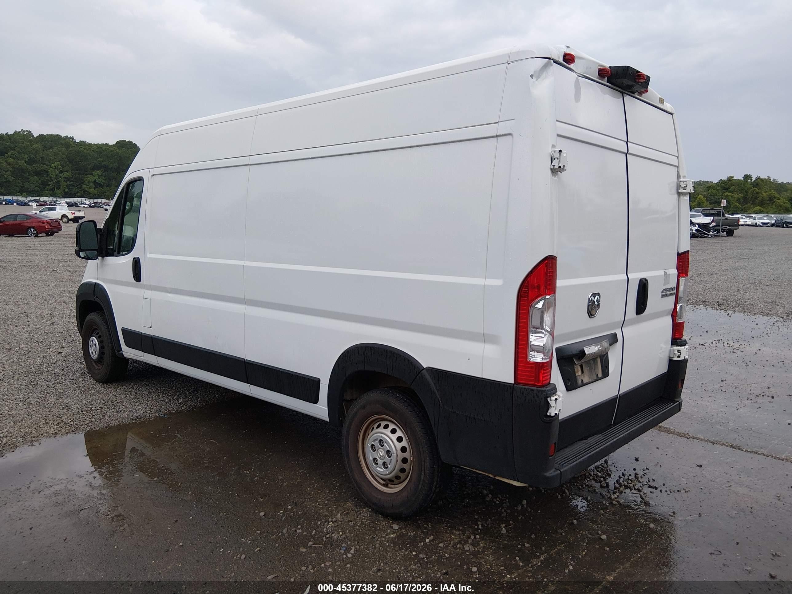 2024 Ram Promaster 2500 Tradesman High Roof 159 Wb W/pass Seat White vin: 3C6LRVDG7RE132188