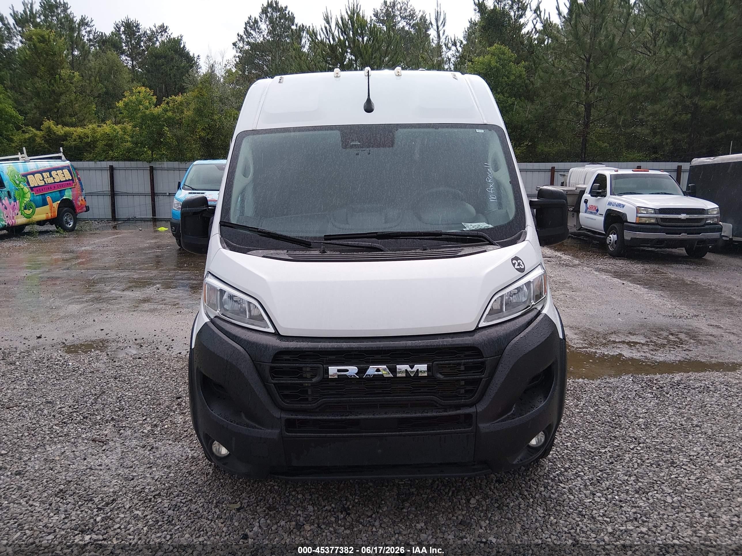 2024 Ram Promaster 2500 Tradesman High Roof 159 Wb W/pass Seat White vin: 3C6LRVDG7RE132188