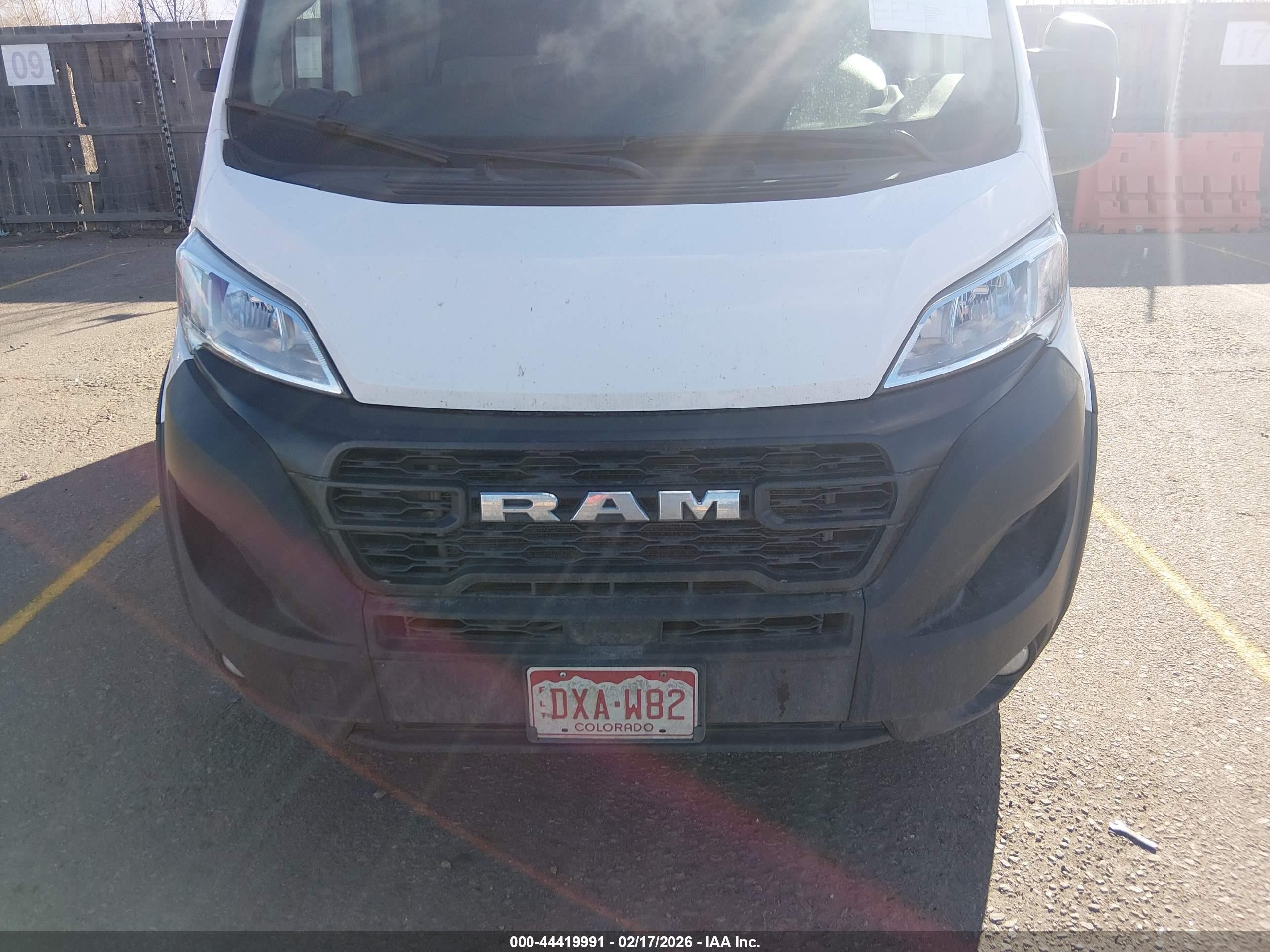 2025 Ram Promaster 2500 Tradesman Low Roof 136 Wb W/pass Seat White vin: 3C6LRVVGXSE512209