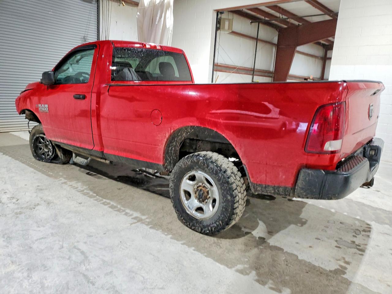 2015 Ram 2500 St Red vin: 3C6MR5AJ9FG643244