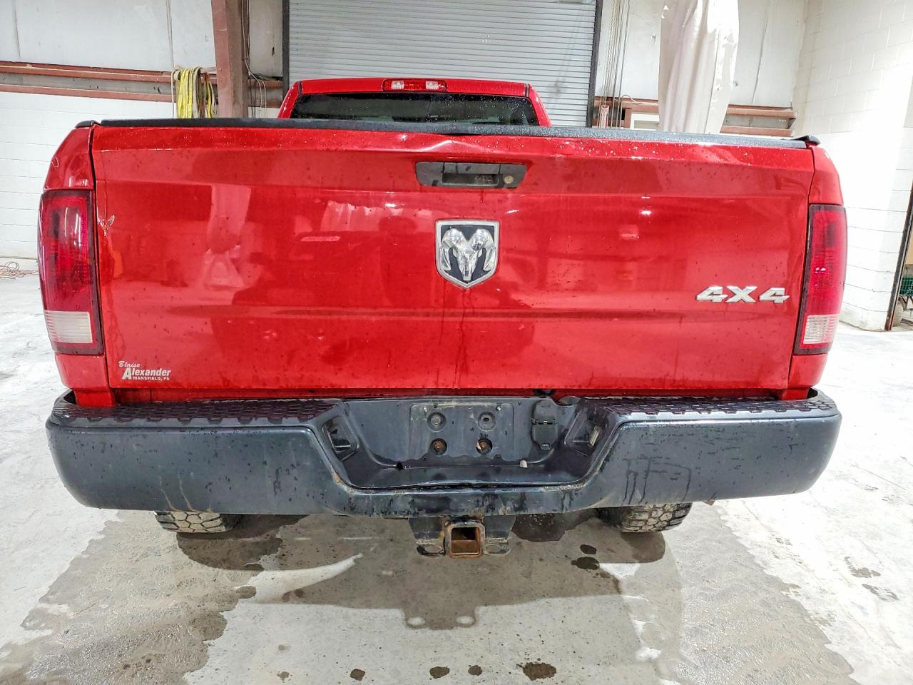 2015 Ram 2500 St Red vin: 3C6MR5AJ9FG643244