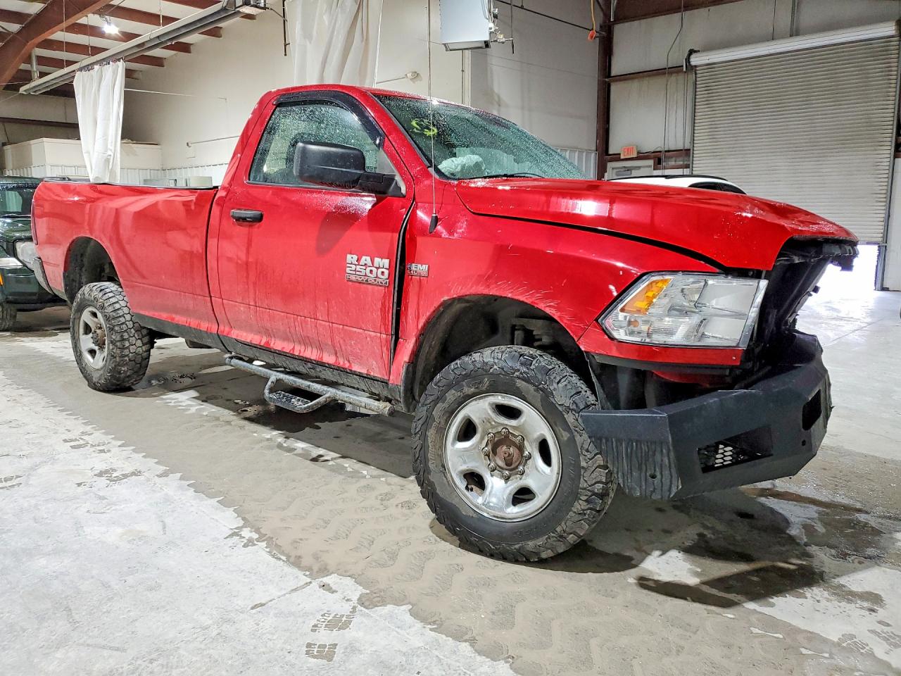 2015 Ram 2500 St Red vin: 3C6MR5AJ9FG643244