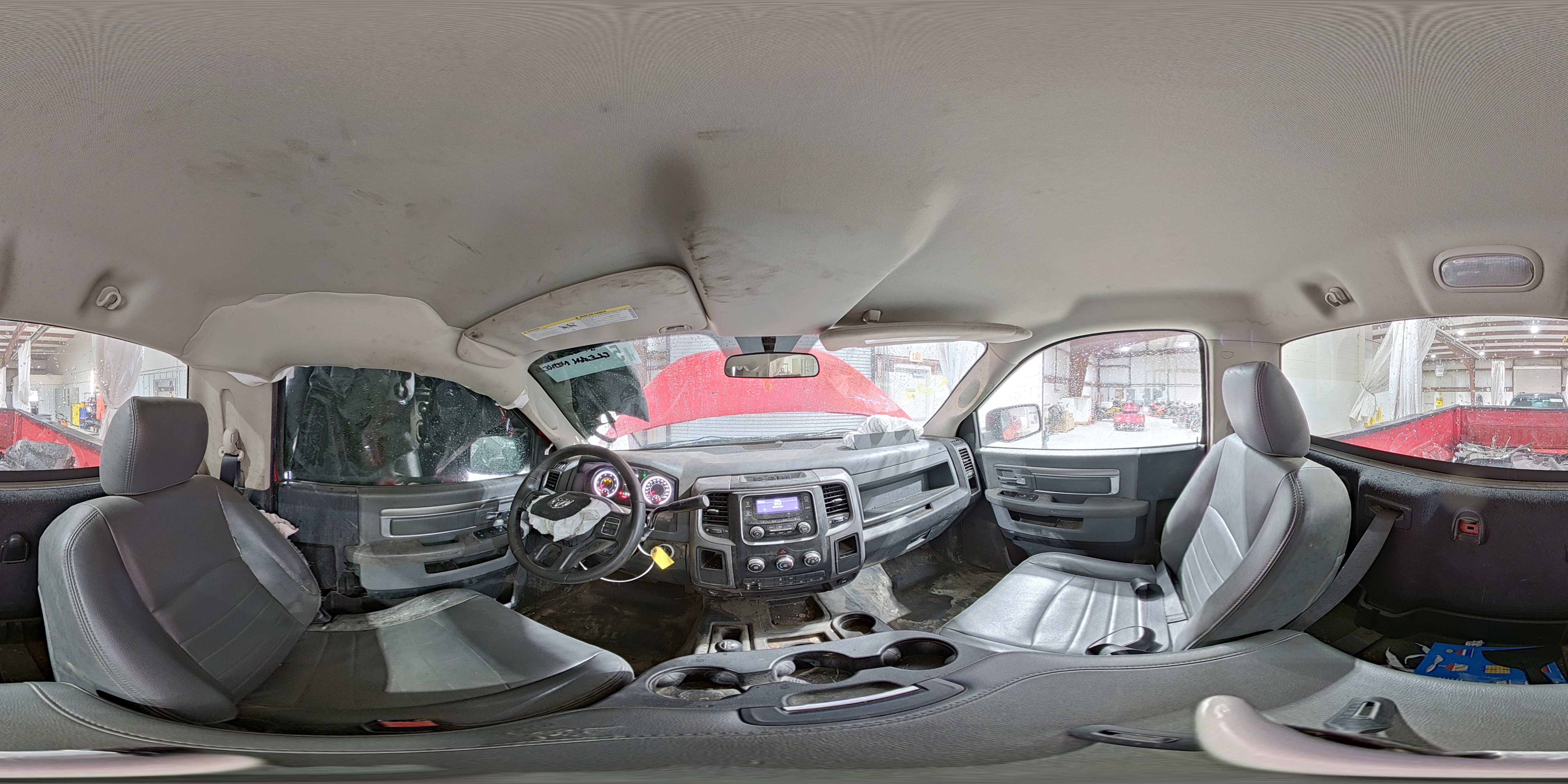 2015 Ram 2500 St Red vin: 3C6MR5AJ9FG643244