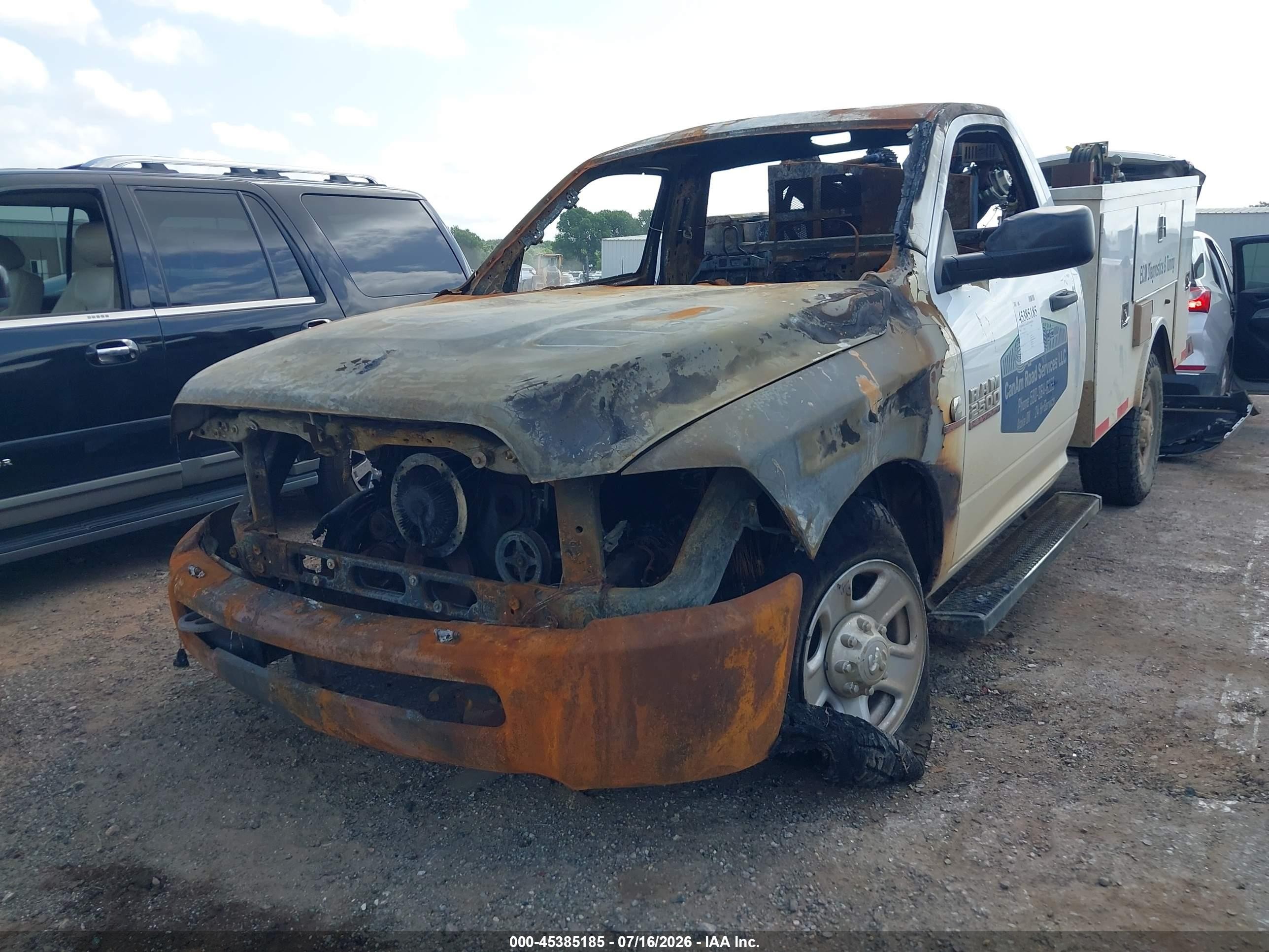 2014 Ram 2500 Tradesman Белый vin: 3C6MR5AL0EG217135