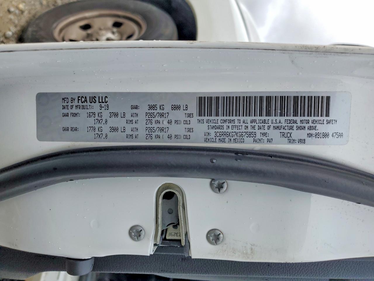2019 Ram 1500 Classic Tradesman White vin: 3C6RR6KG7KG675859