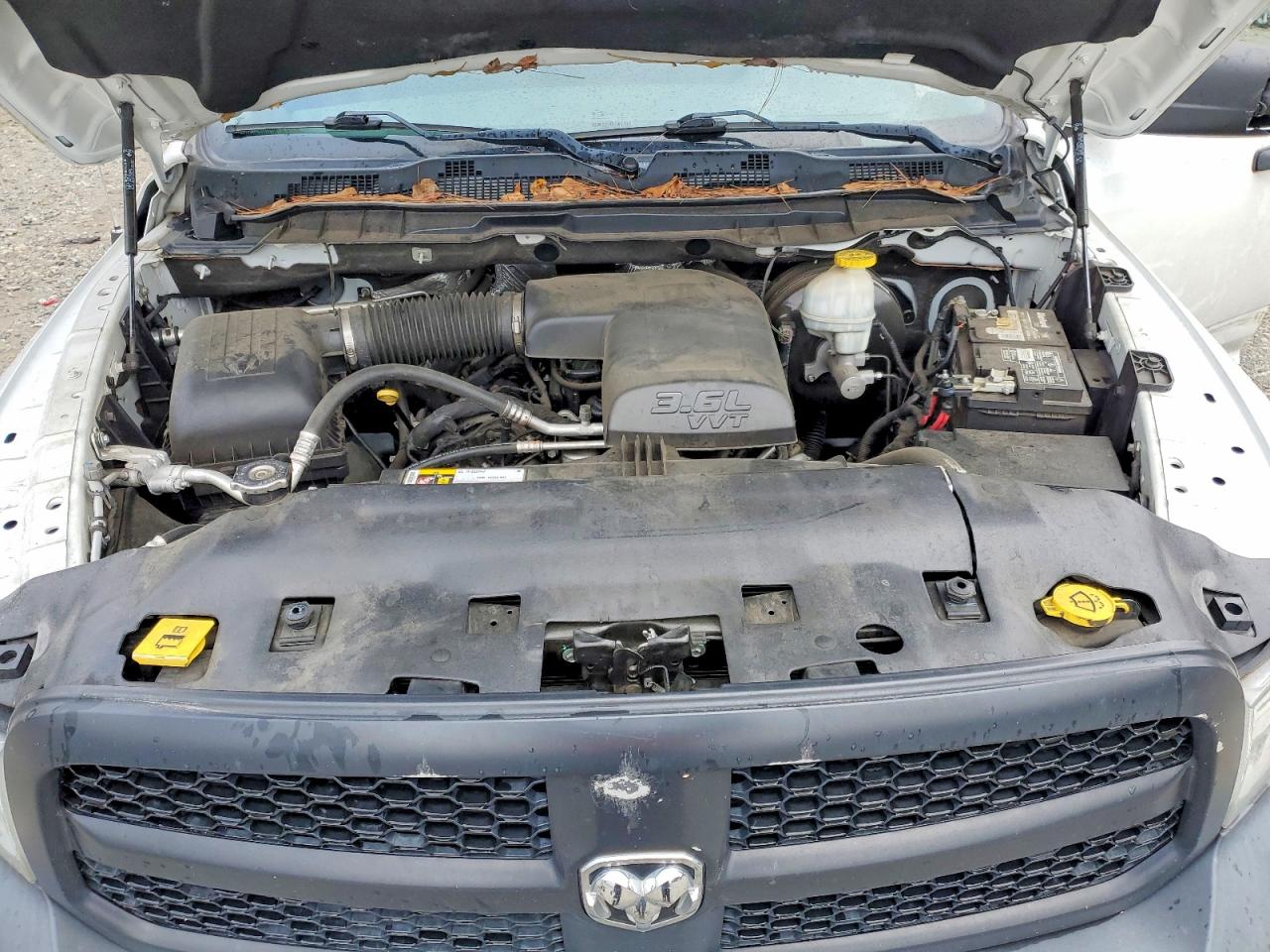 2019 Ram 1500 Classic Tradesman White vin: 3C6RR6KG7KG675859