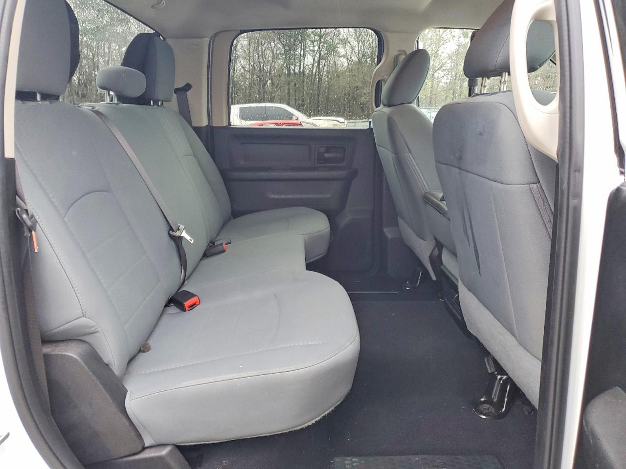 2019 Ram 1500 Classic Tradesman White vin: 3C6RR6KG7KG675859