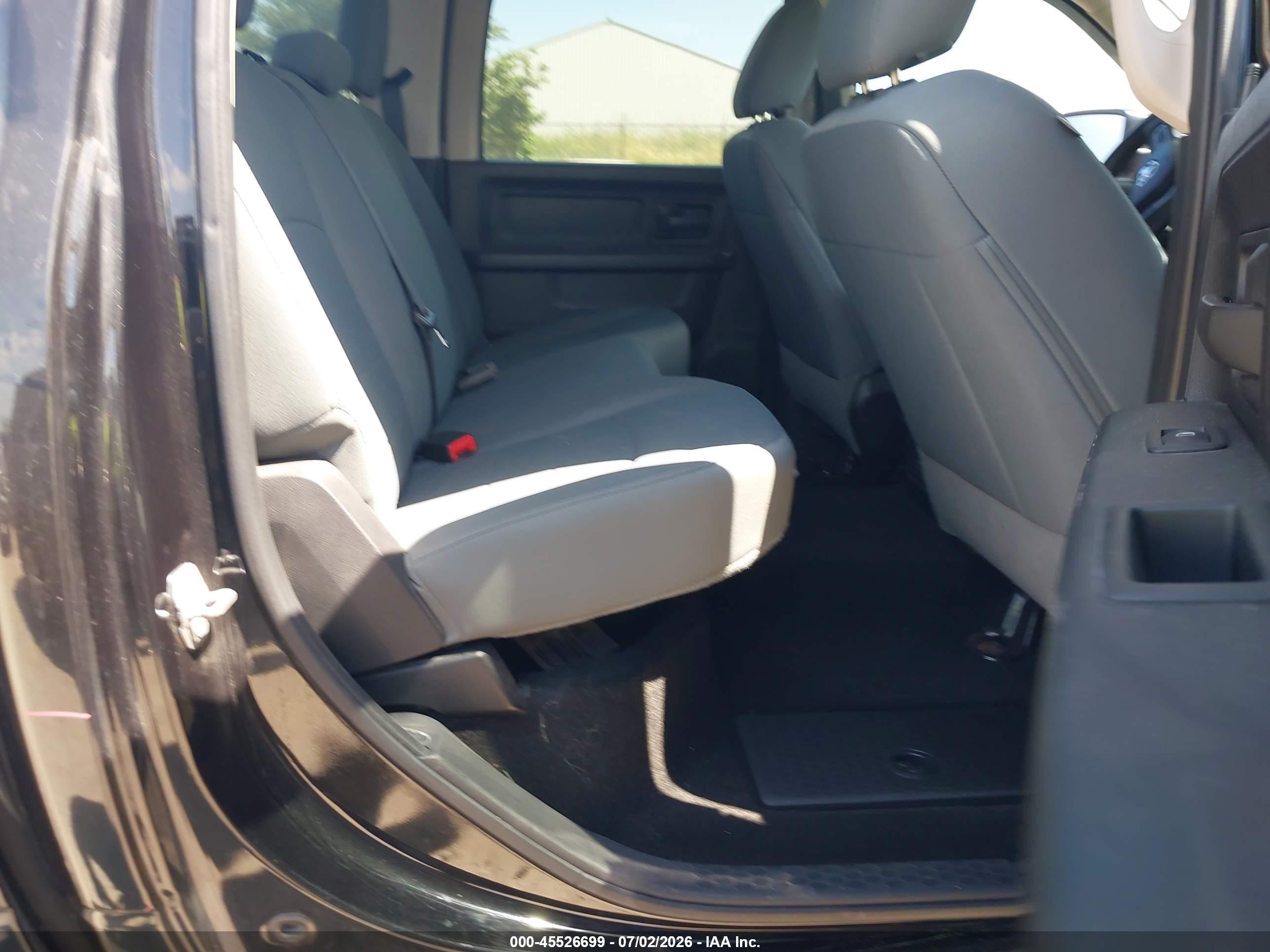 2015 Ram 1500 Express Black vin: 3C6RR6KT2FG637734