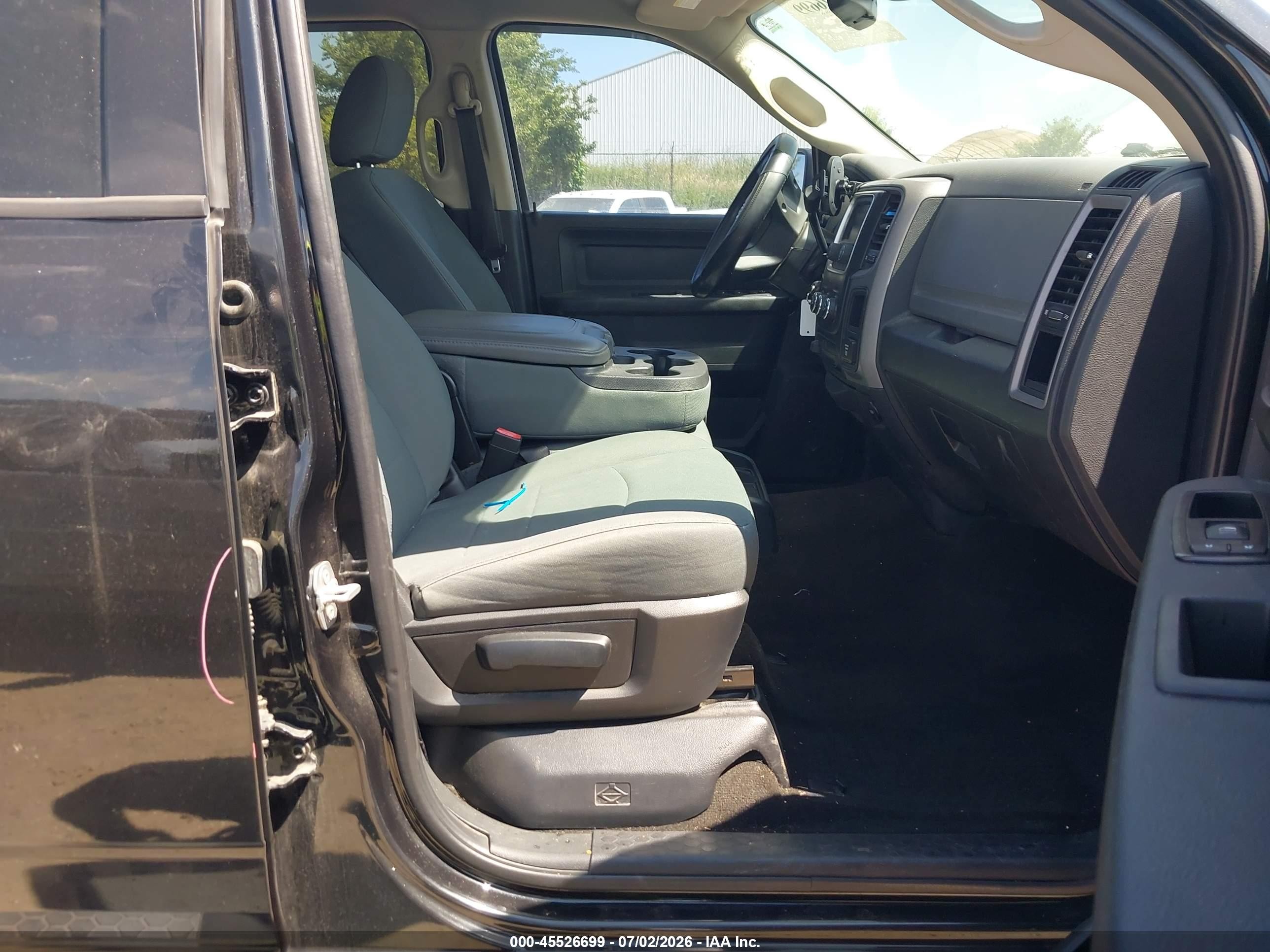 2015 Ram 1500 Express Black vin: 3C6RR6KT2FG637734