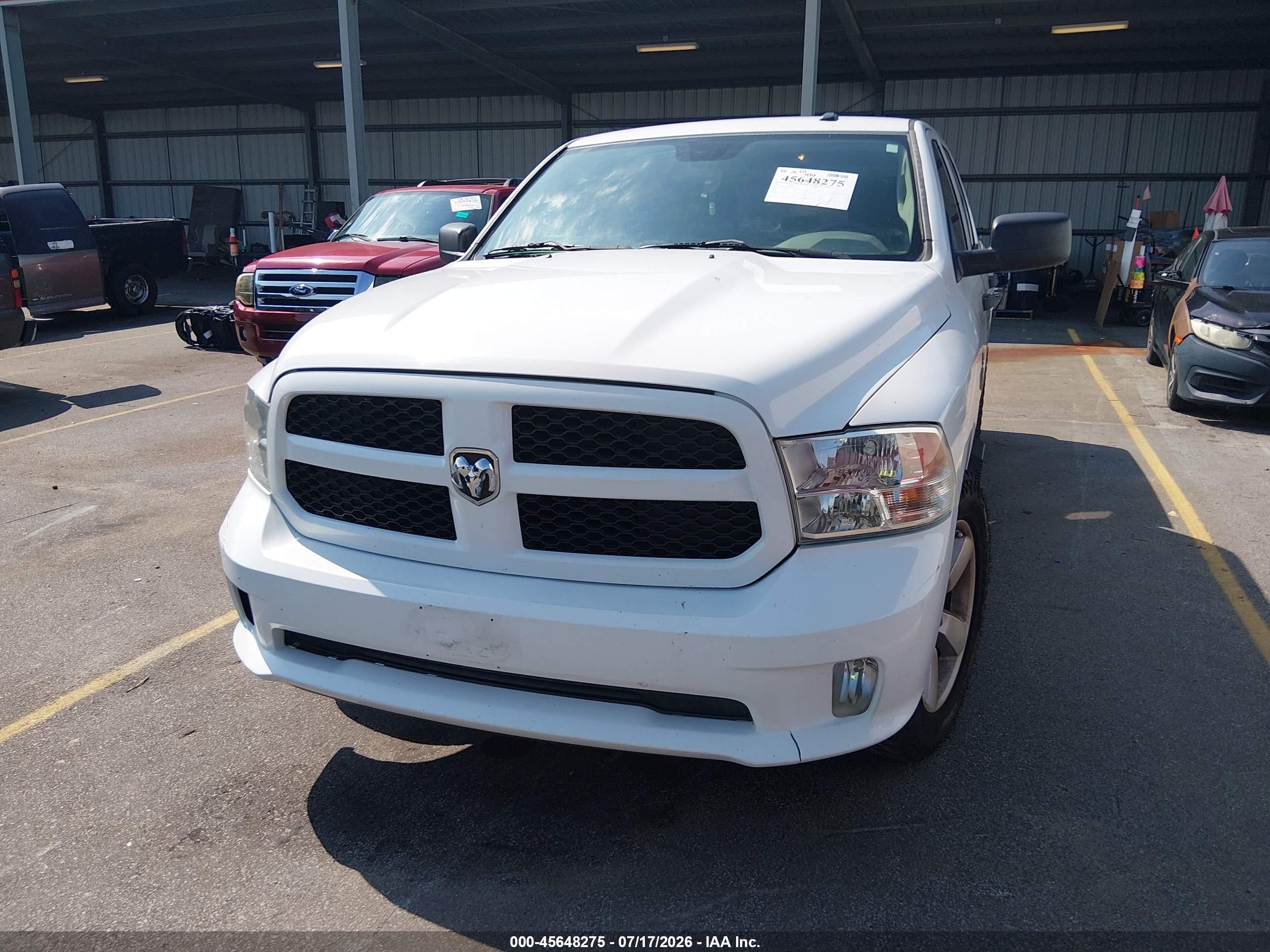 2015 Ram 1500 Express White vin: 3C6RR6KT3FG698817