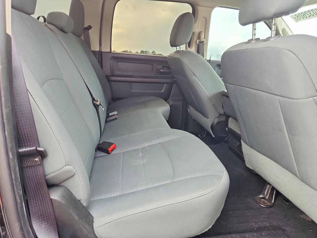 2015 Ram 1500 St Black vin: 3C6RR6KT5FG683185