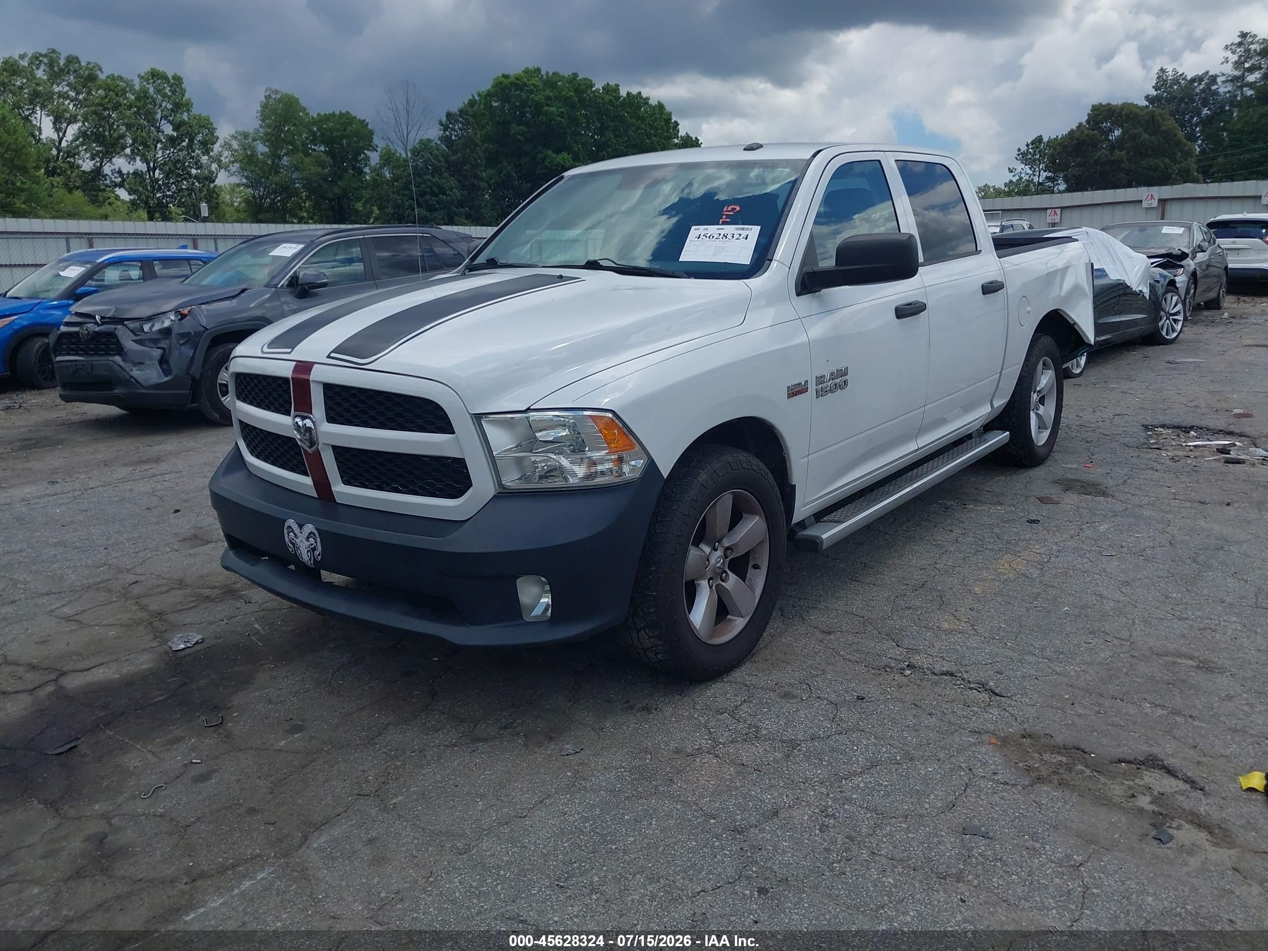2014 Ram 1500 Express White vin: 3C6RR6KT7EG307134
