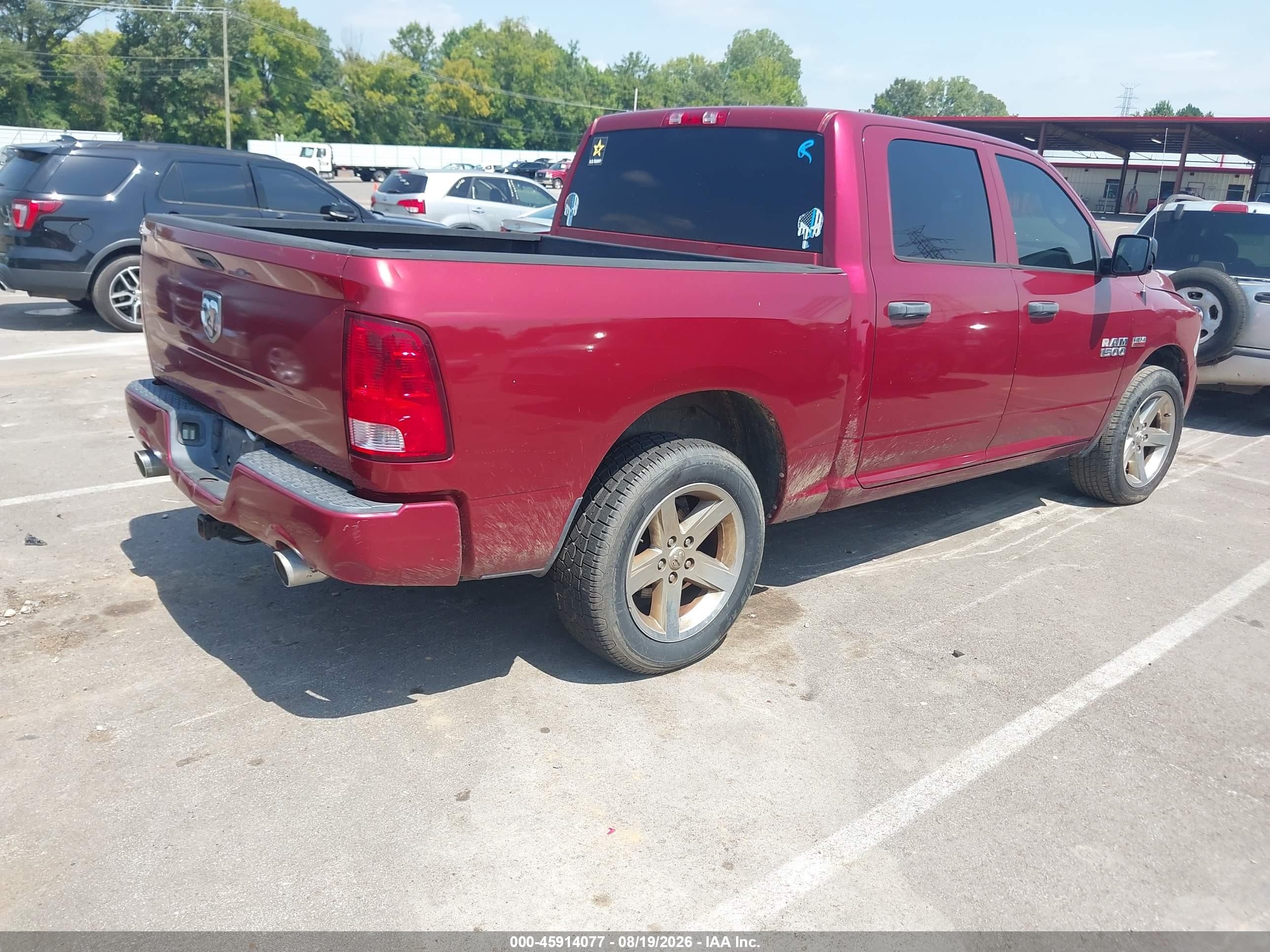 2014 Ram 1500 Express Burgundy vin: 3C6RR6KT9EG219718