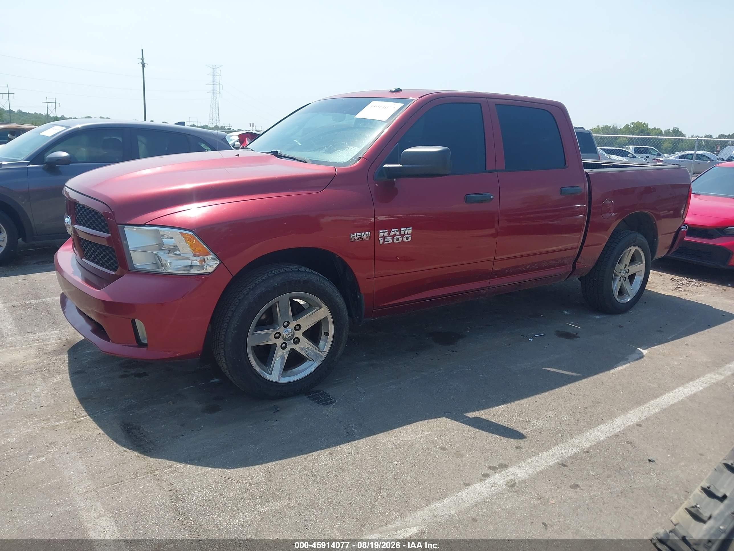 2014 Ram 1500 Express Burgundy vin: 3C6RR6KT9EG219718