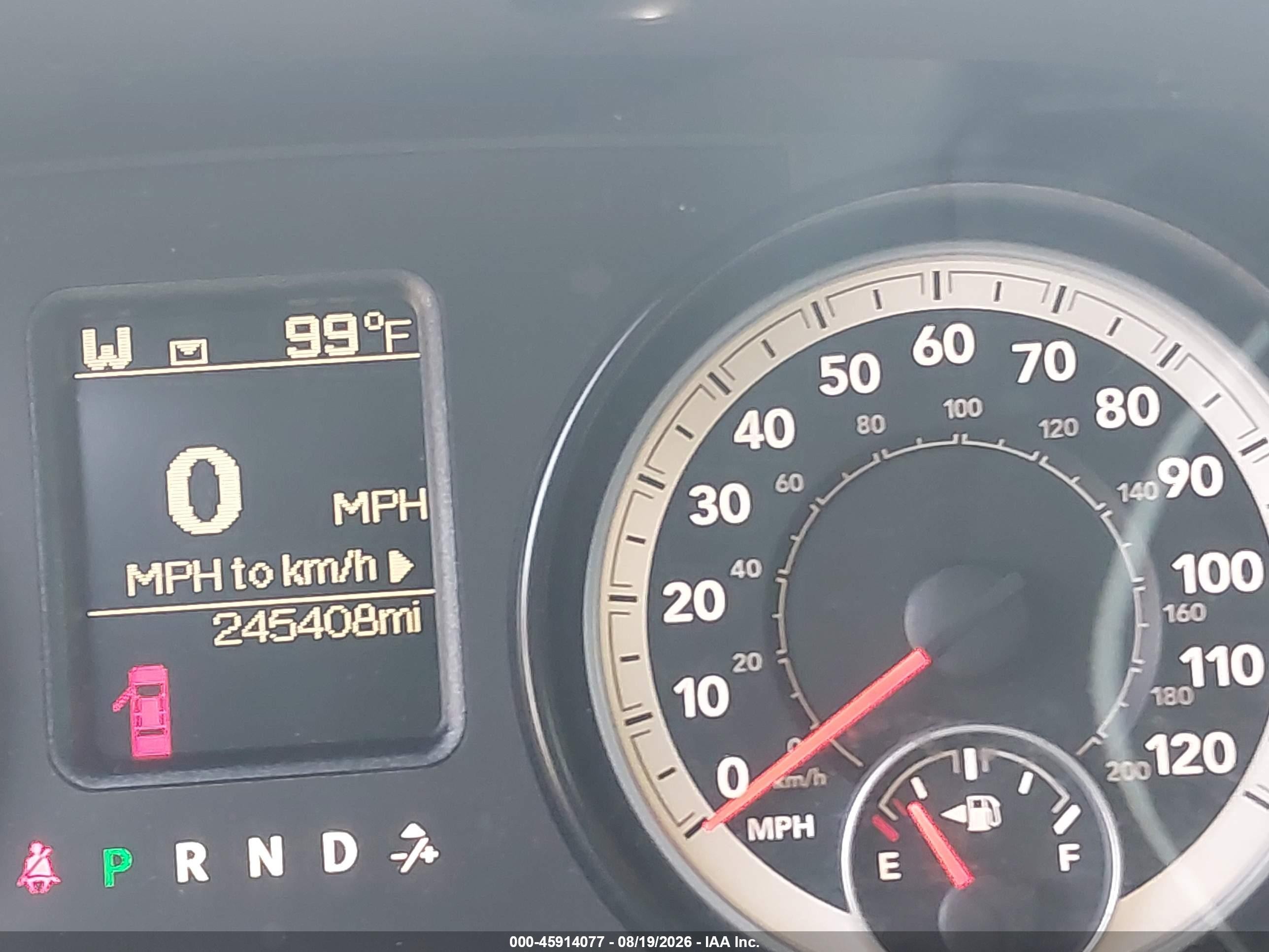 2014 Ram 1500 Express Burgundy vin: 3C6RR6KT9EG219718