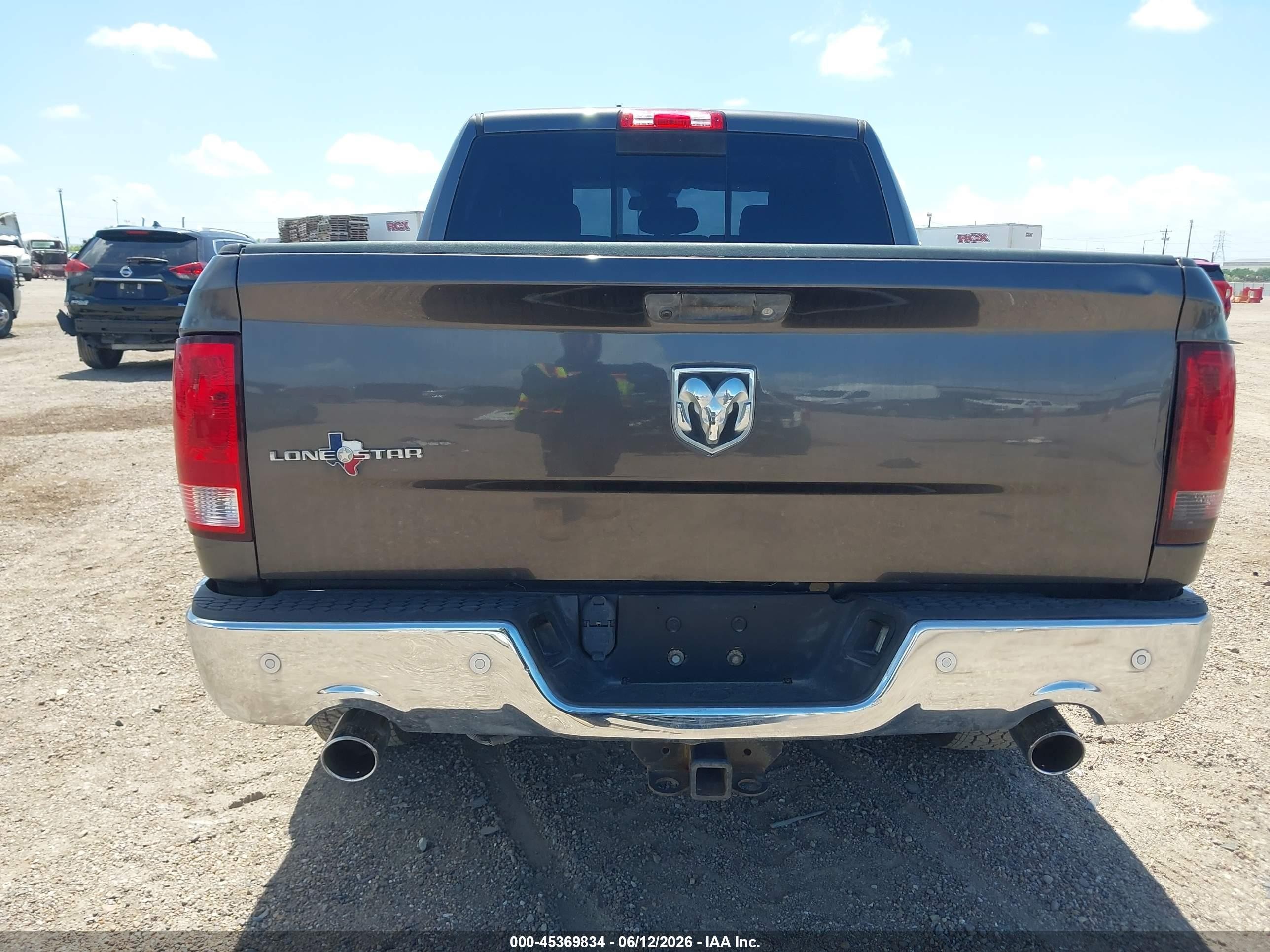 2017 Ram 1500 Lone Star  4x2 5'7 Box Gray vin: 3C6RR6LT0HG542364