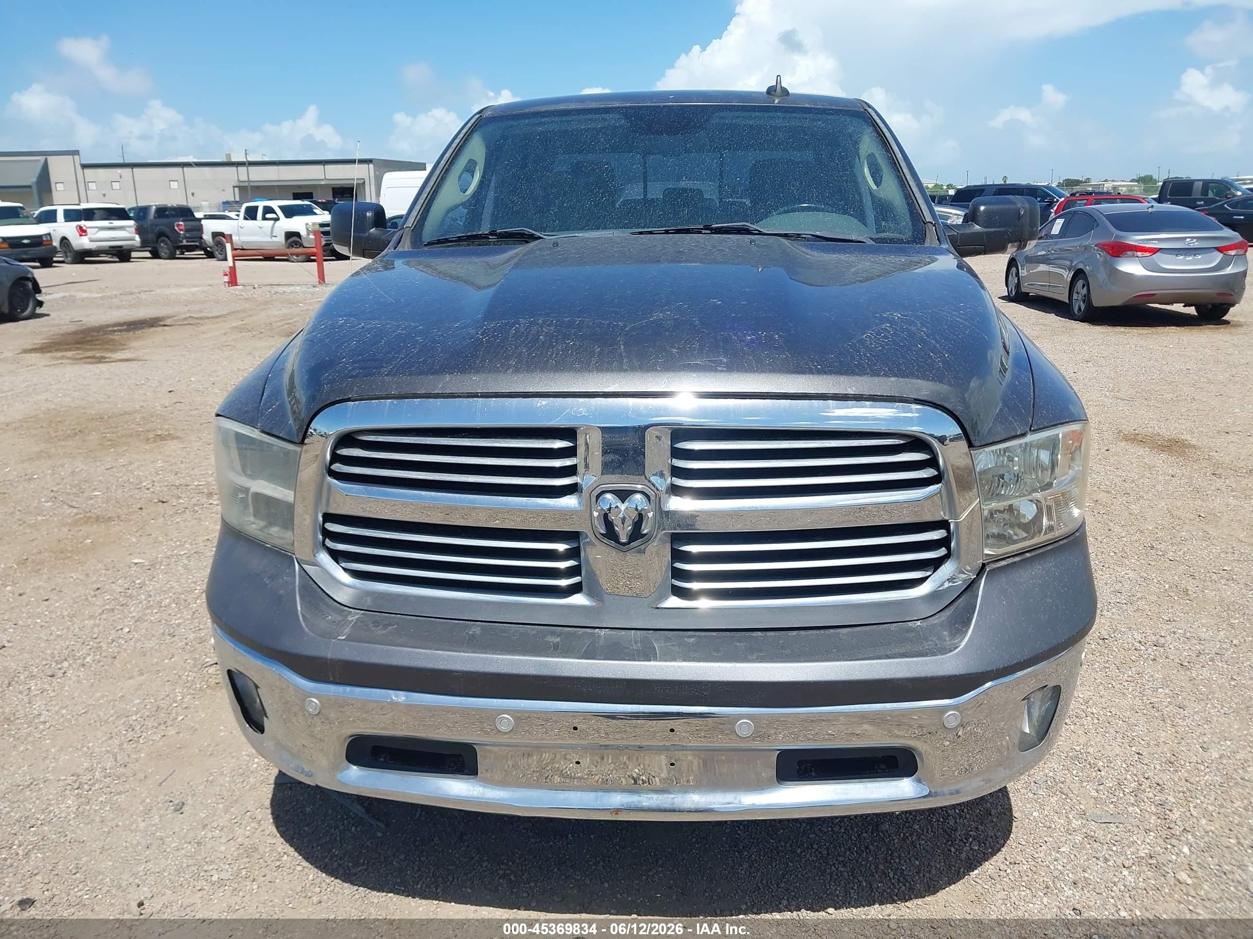 2017 Ram 1500 Lone Star  4x2 5'7 Box Gray vin: 3C6RR6LT0HG542364