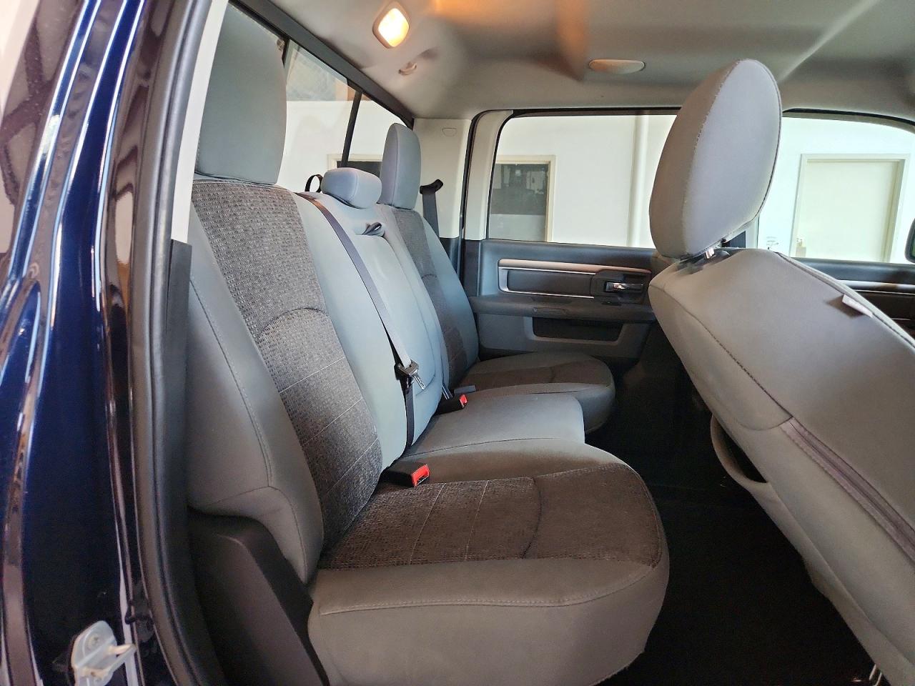 2016 Dodge Ram 1500 Blue vin: 3C6RR6LT8GG295741