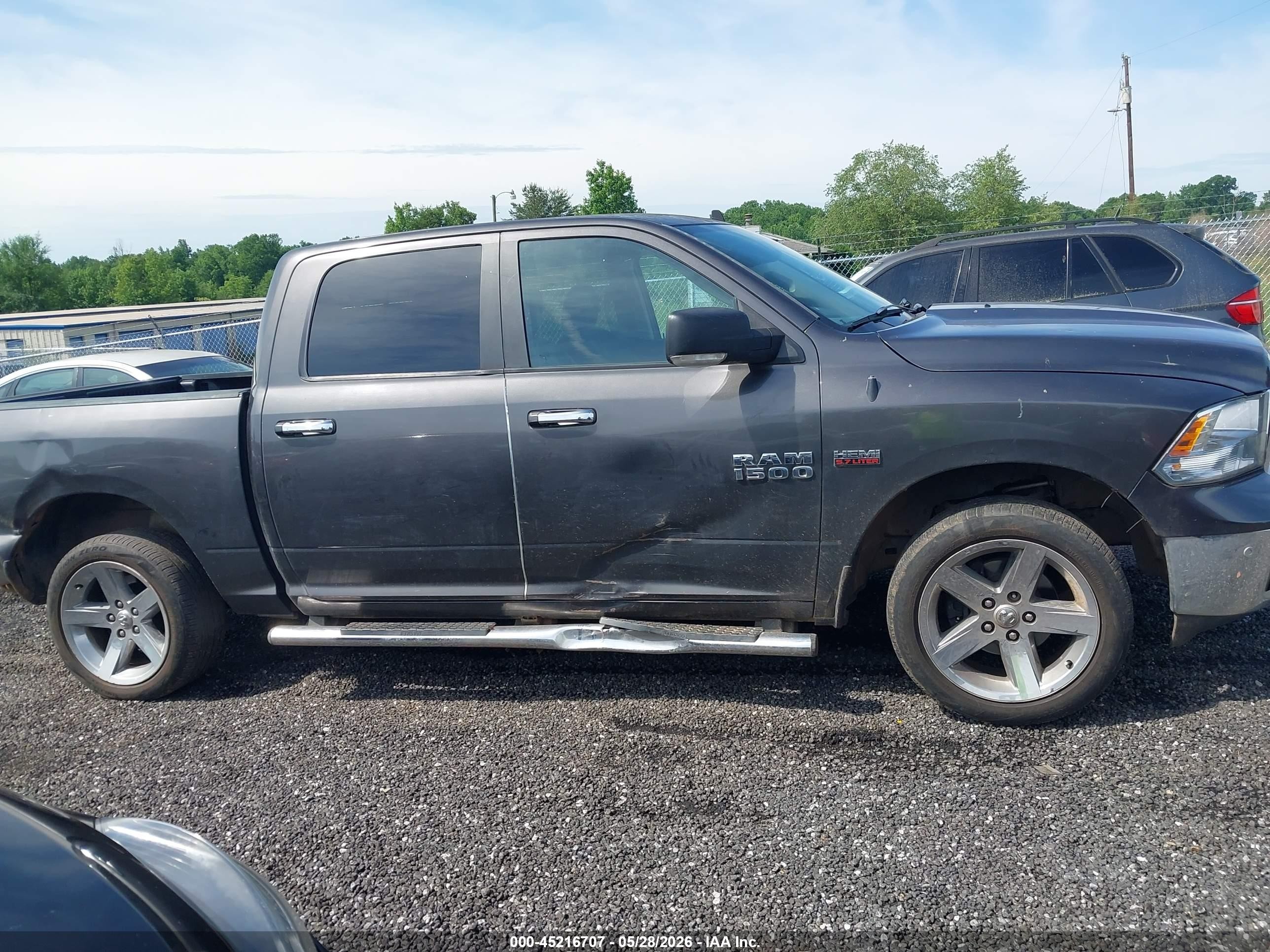 2018 Ram 1500 Big Horn  4x2 5'7 Box Gray vin: 3C6RR6LTXJG195258