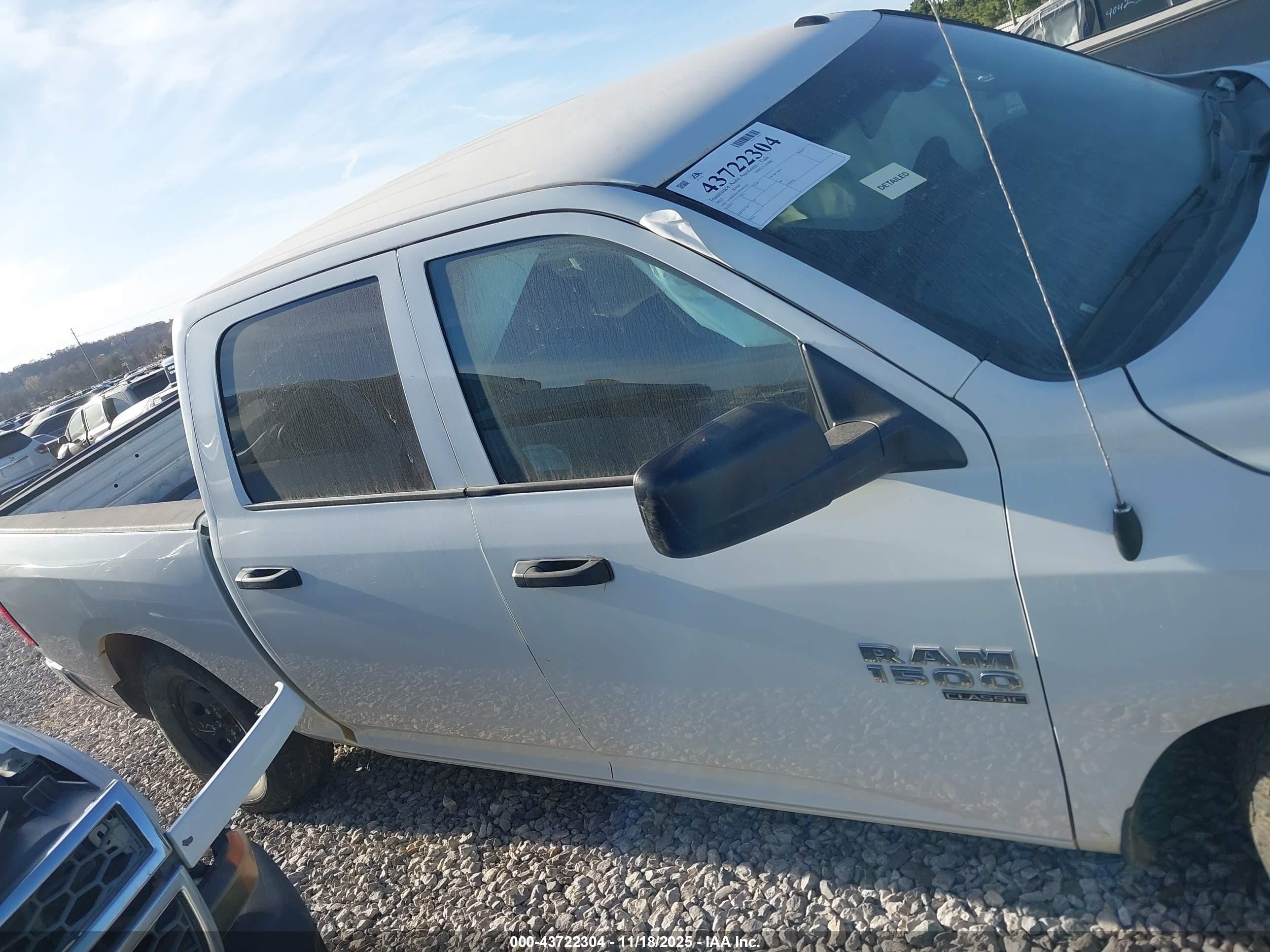 2023 Ram 1500 Classic Tradesman  4x4 5'7 Box White vin: 3C6RR7KG7PG662526