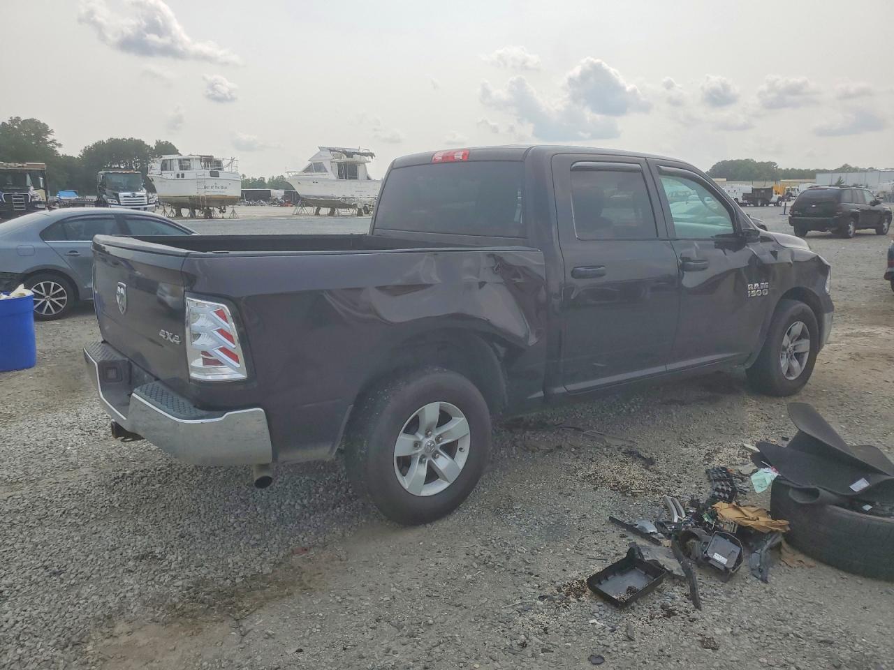 2016 Ram 1500 St Burgundy vin: 3C6RR7KT0GG316251